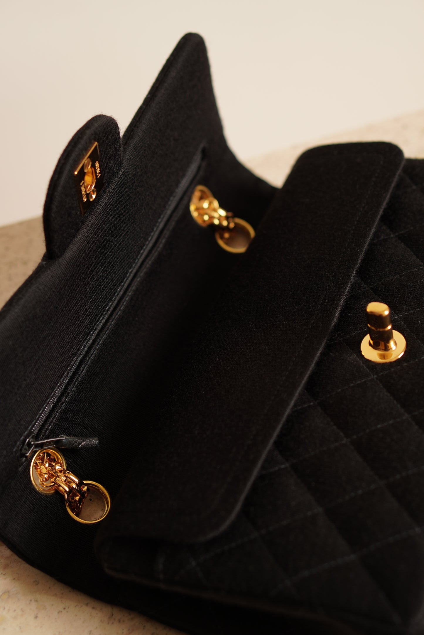 CHANEL CLASSIC SMALL DOUBLE FLAP