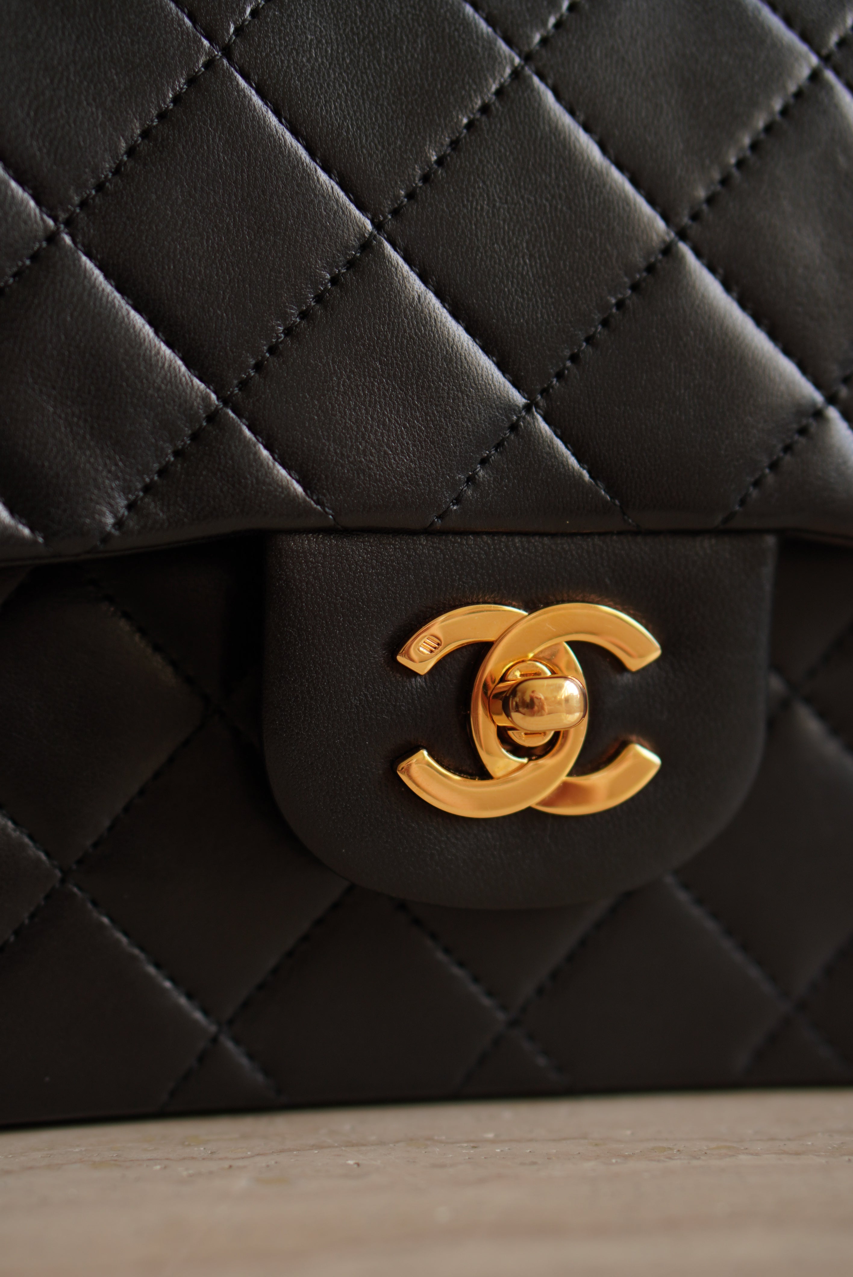 CHANEL CLASSIC SMALL DOUBLE FLAP