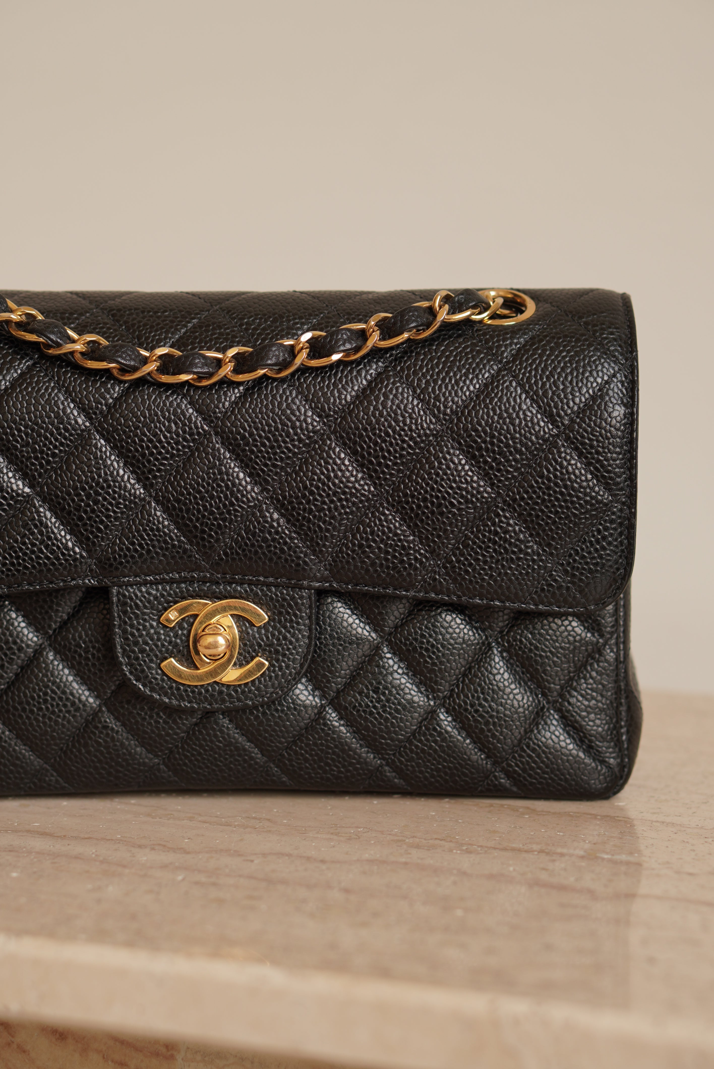 CHANEL CLASSIC SMALL DOUBLE FLAP | BLACK