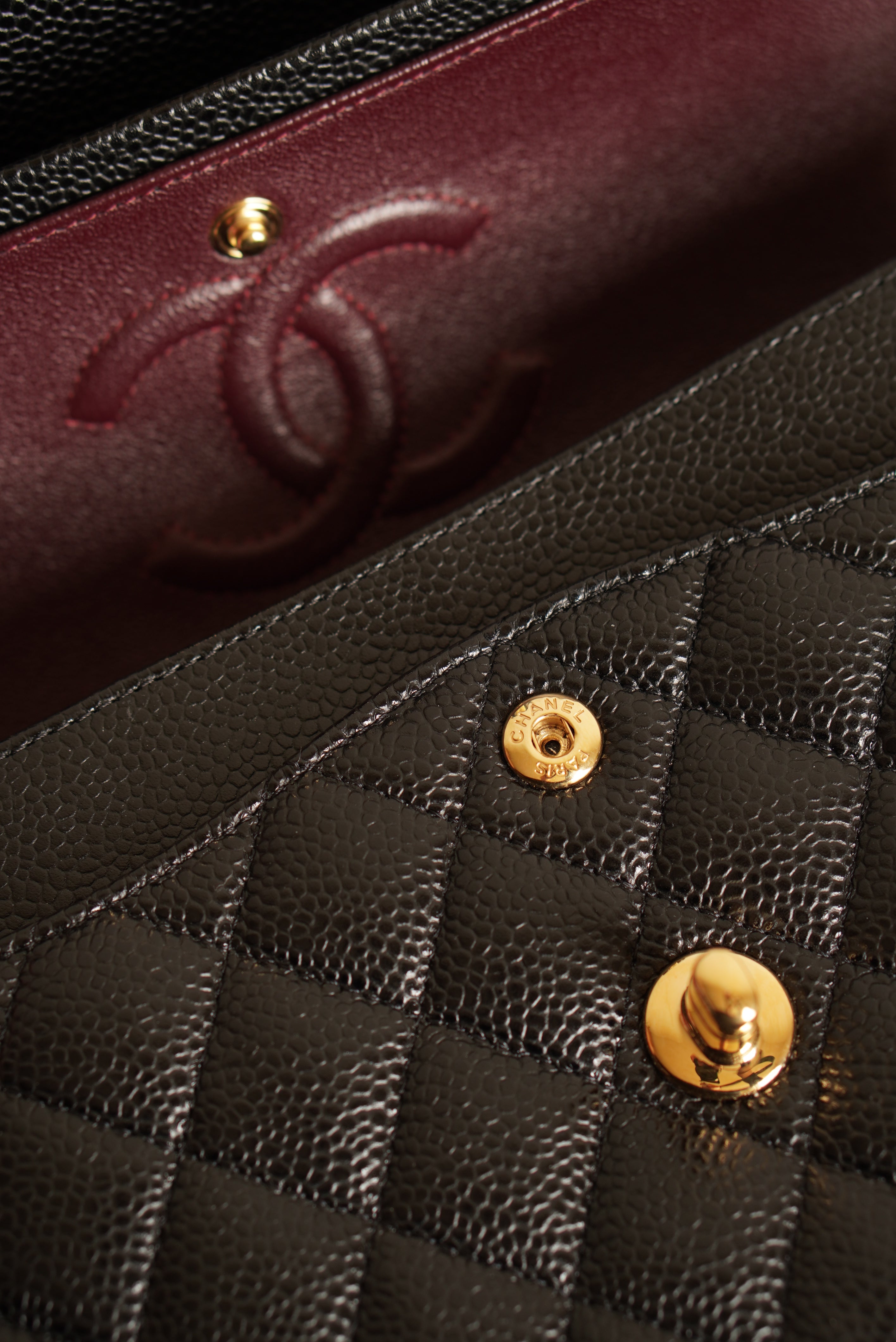 CHANEL CLASSIC SMALL DOUBLE FLAP | BLACK