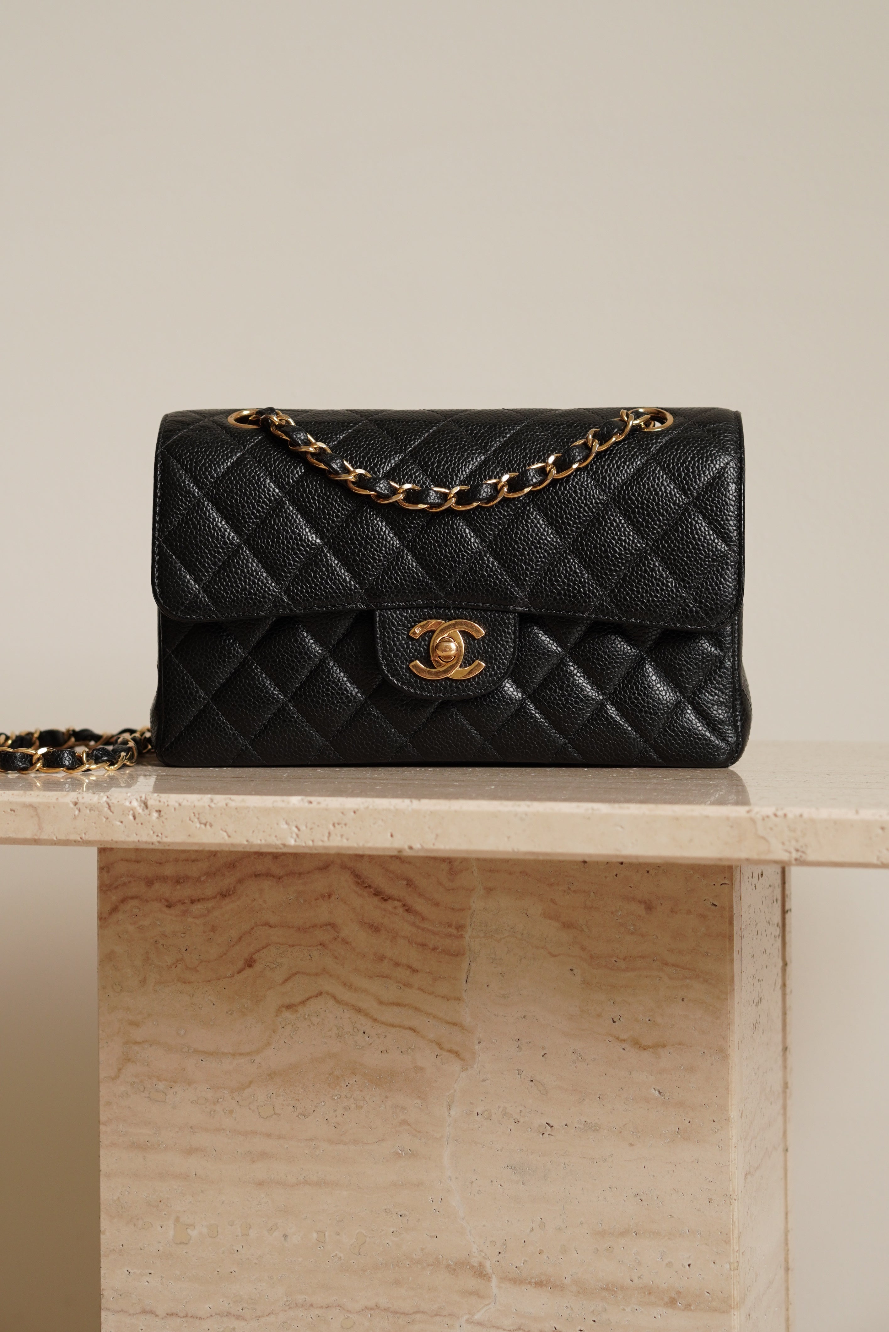 CHANEL CLASSIC SMALL DOUBLE FLAP | BLACK