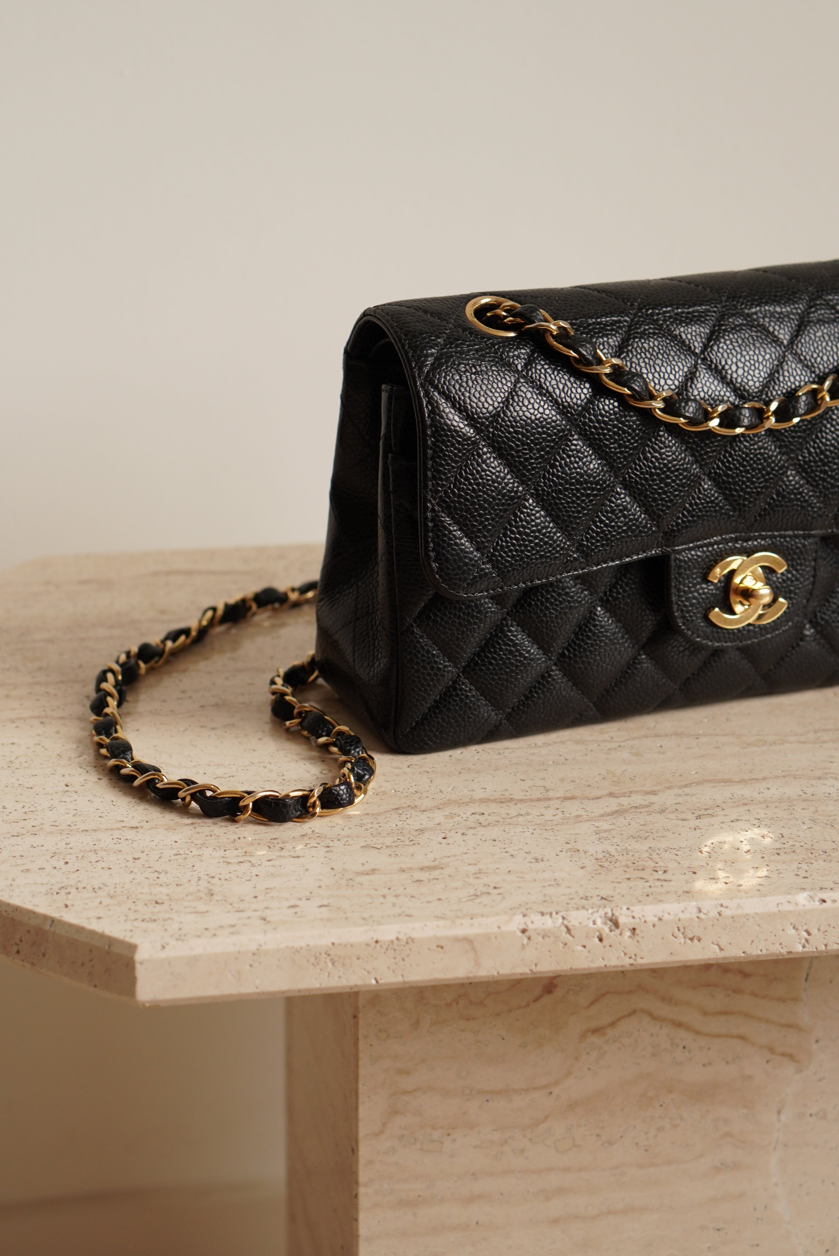 CHANEL CLASSIC SMALL DOUBLE FLAP | BLACK