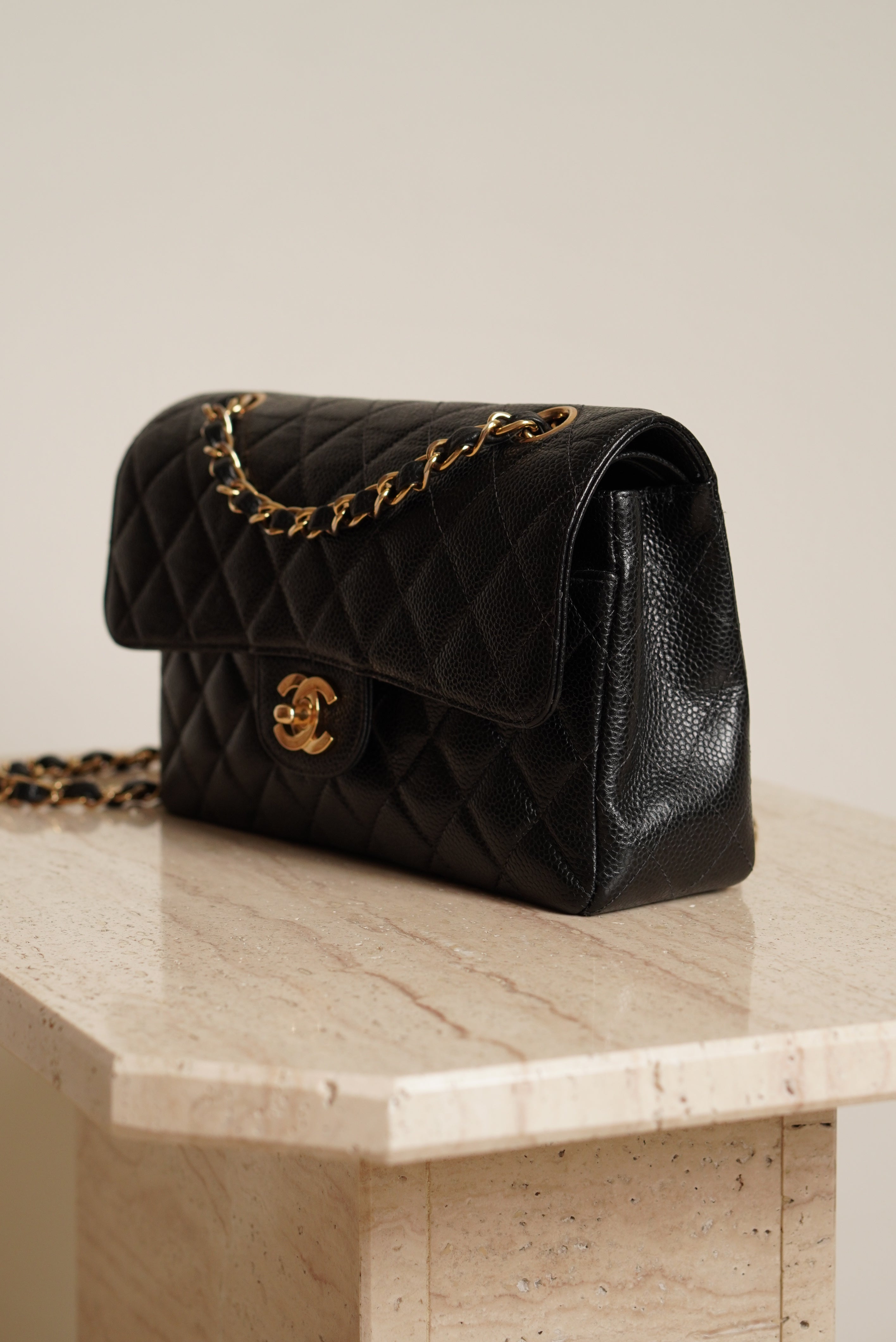 CHANEL CLASSIC SMALL DOUBLE FLAP | BLACK
