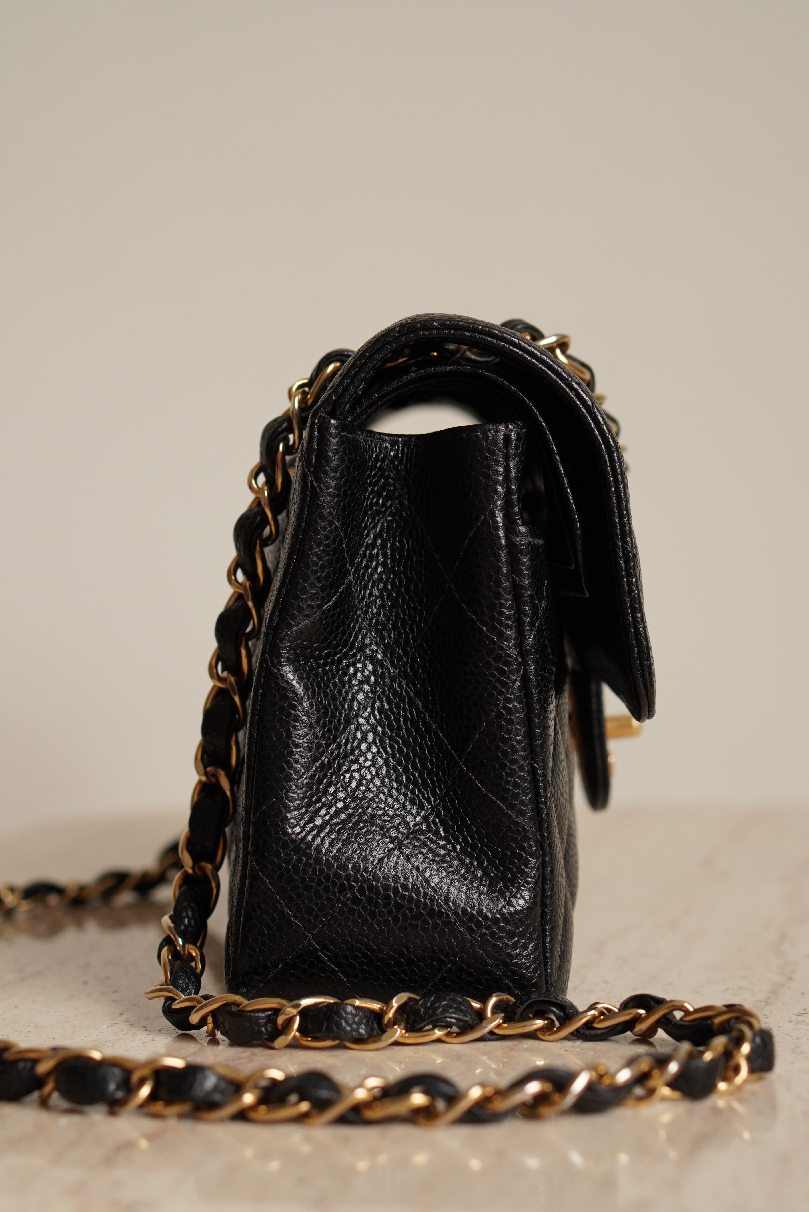 CHANEL CLASSIC SMALL DOUBLE FLAP | BLACK
