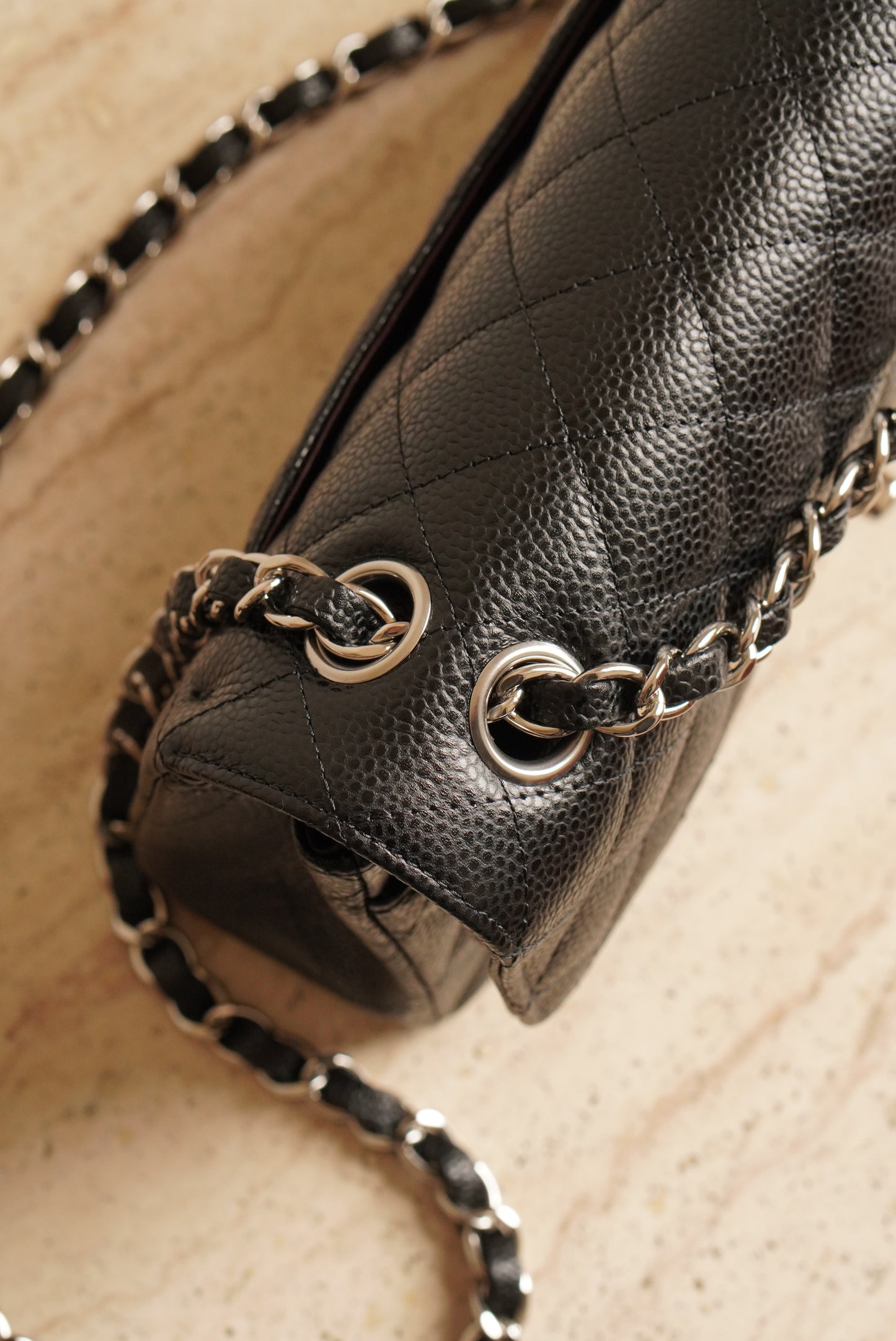 CHANEL CLASSIC SMALL DOUBLE FLAP | BLACK