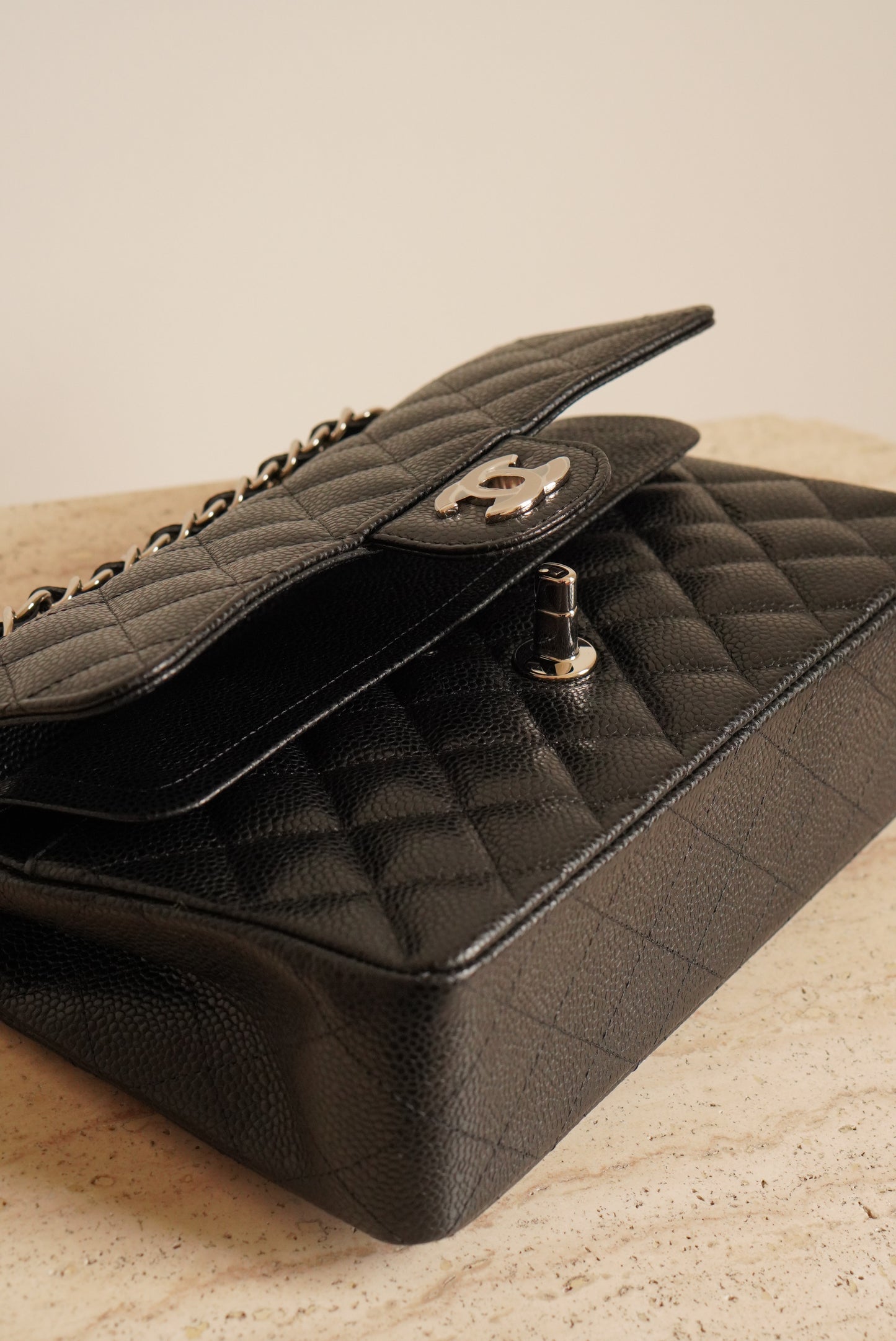 CHANEL CLASSIC SMALL DOUBLE FLAP | BLACK