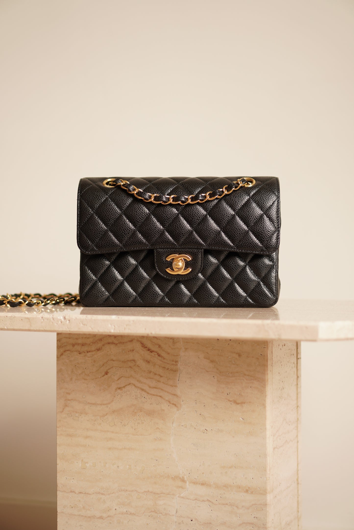 CHANEL CLASSIC SMALL DOUBLE FLAP | BLACK