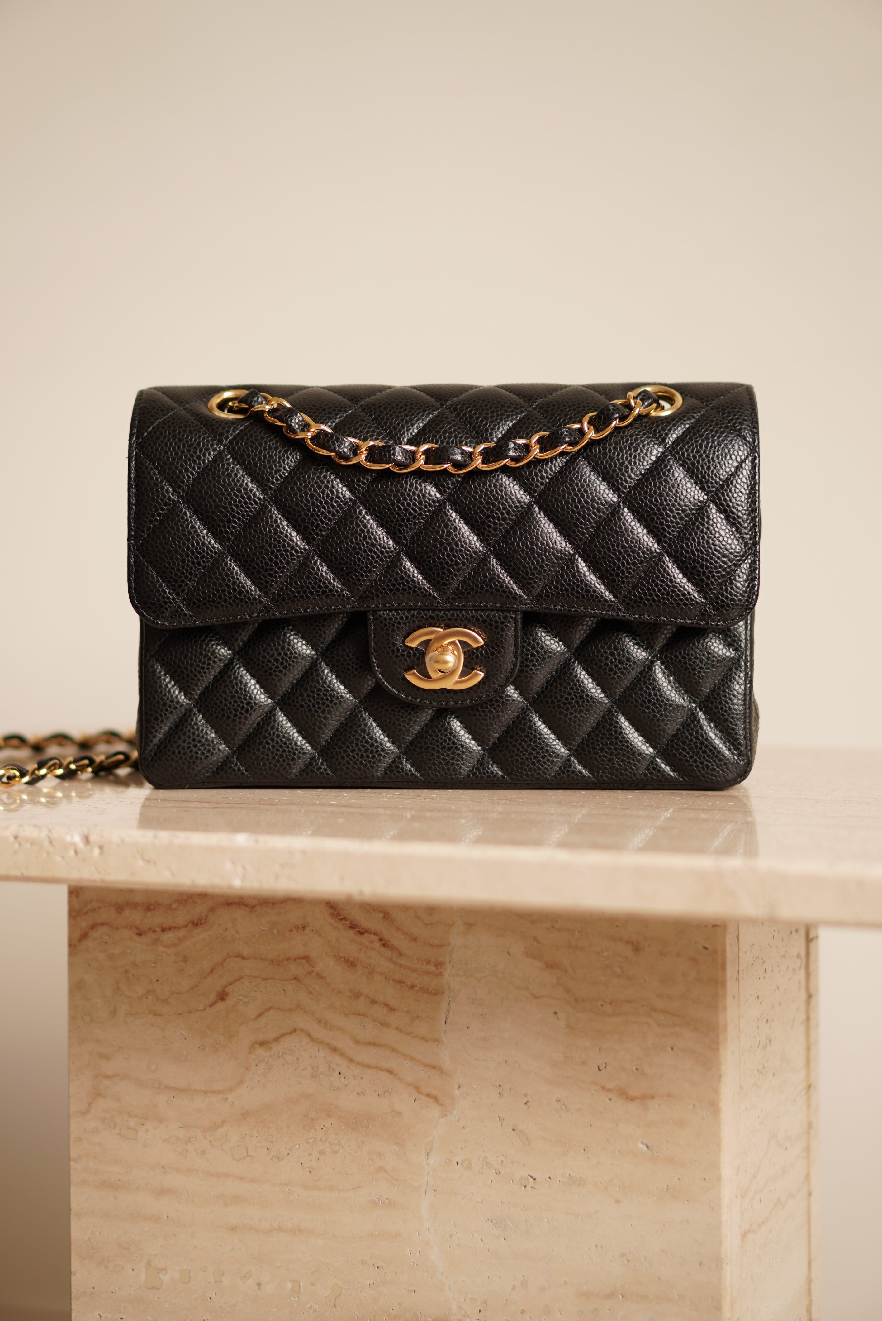CHANEL CLASSIC SMALL DOUBLE FLAP | BLACK