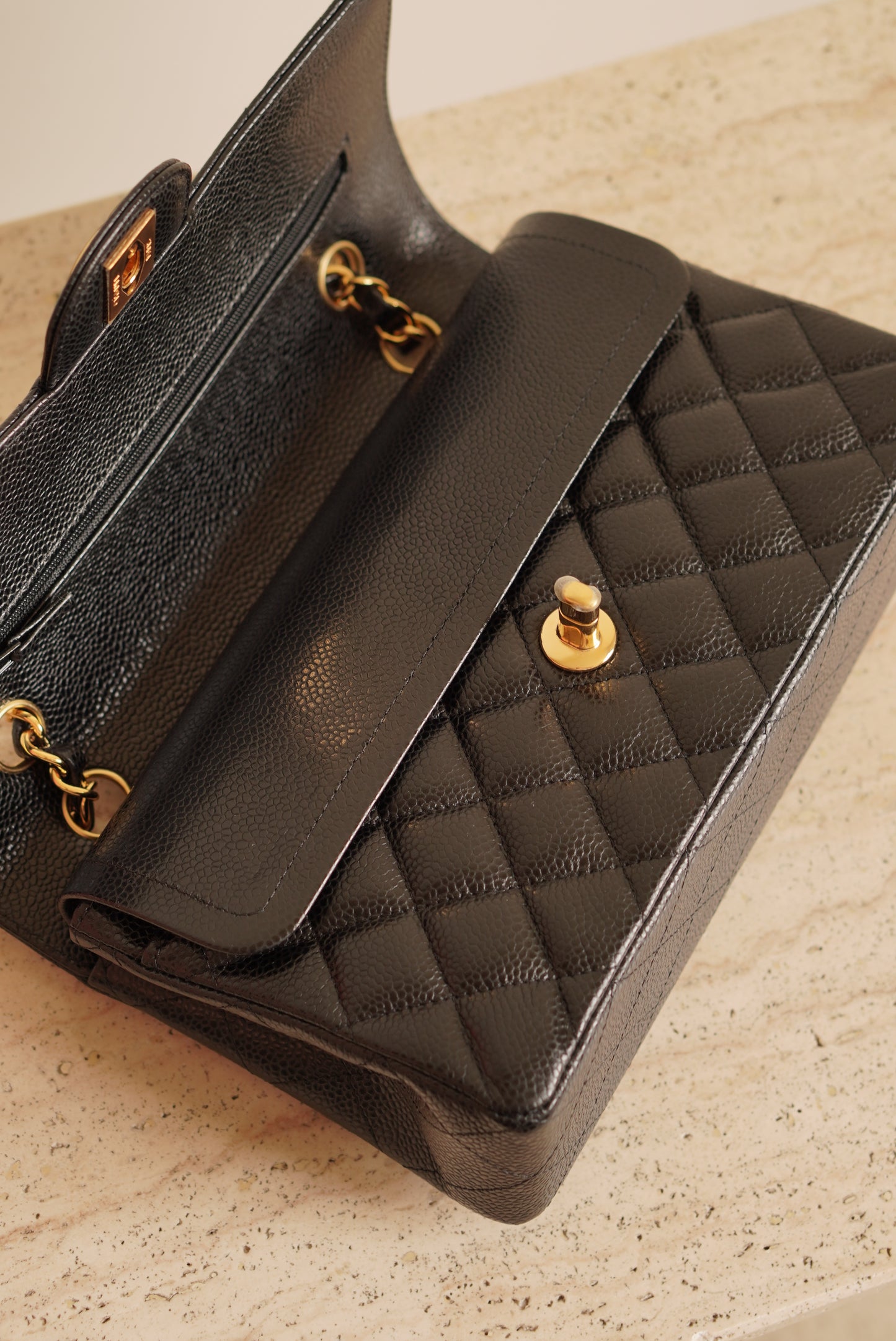 CHANEL CLASSIC SMALL DOUBLE FLAP | BLACK