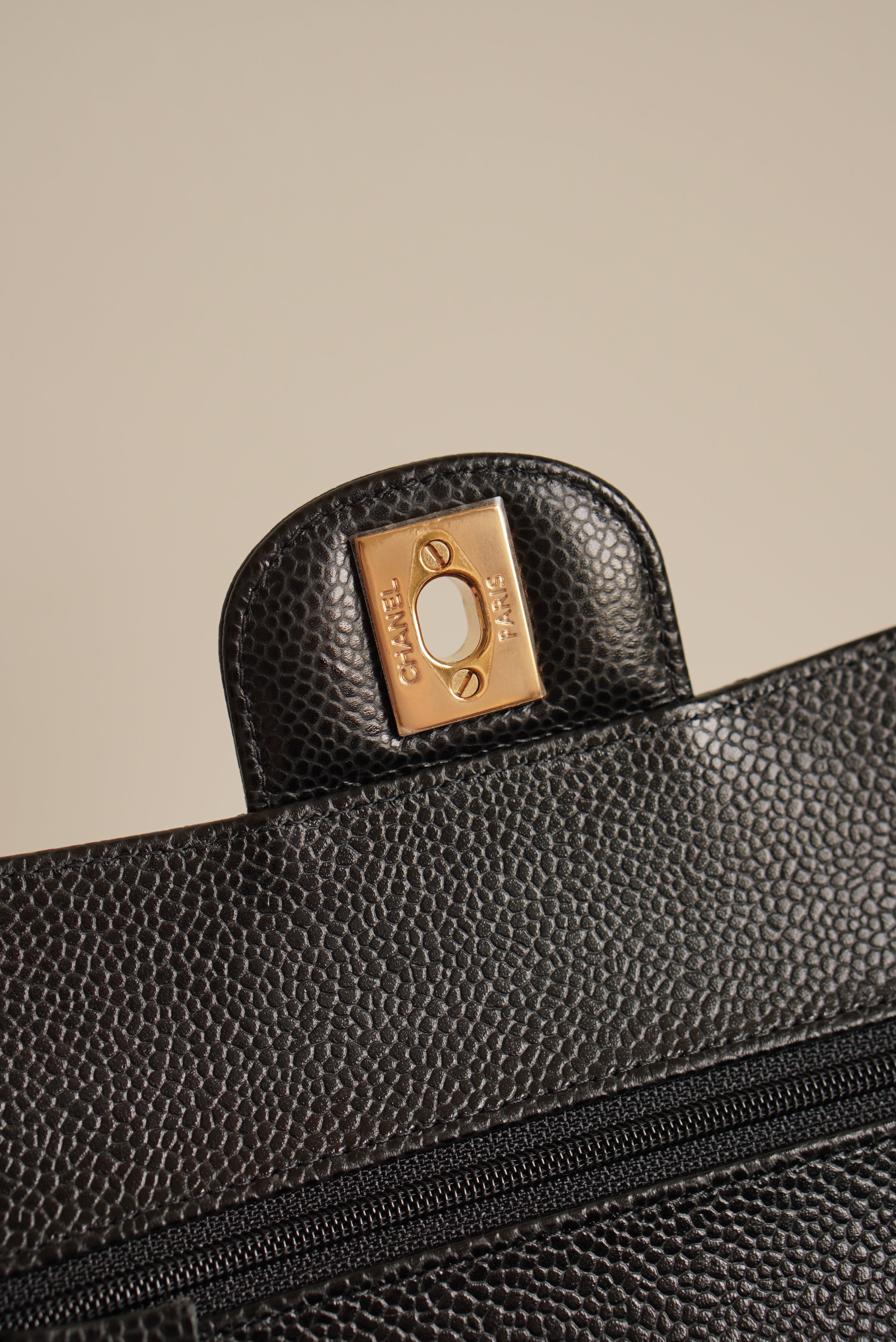 CHANEL CLASSIC SMALL DOUBLE FLAP | BLACK