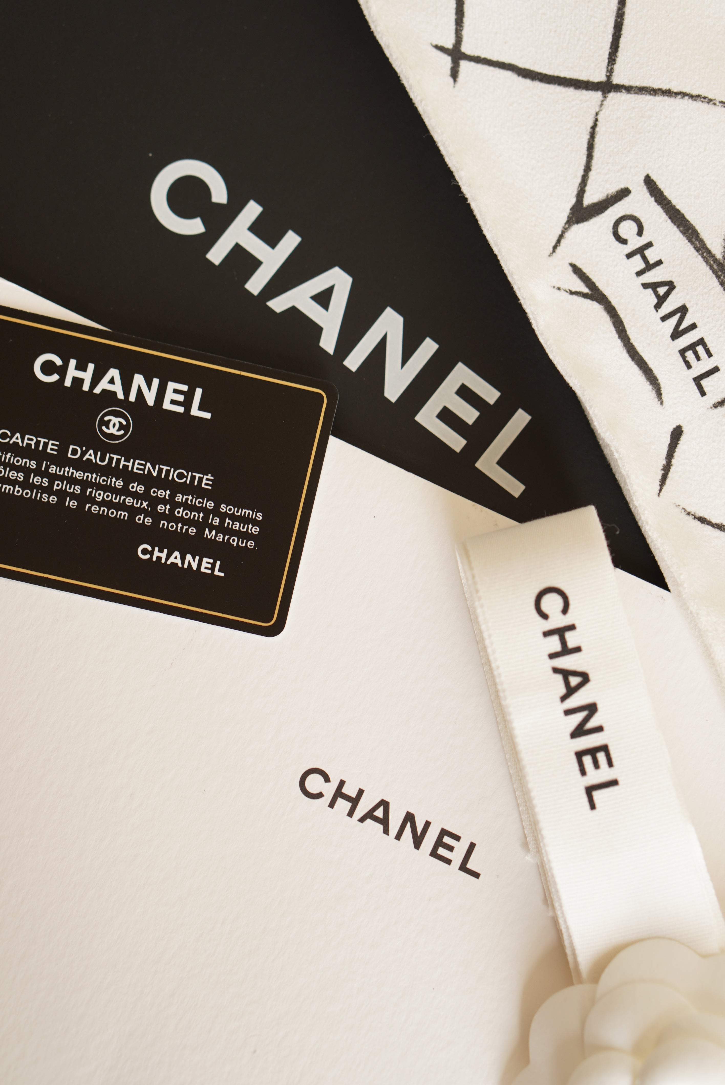 CHANEL CLASSIC SMALL DOUBLE FLAP | BLACK