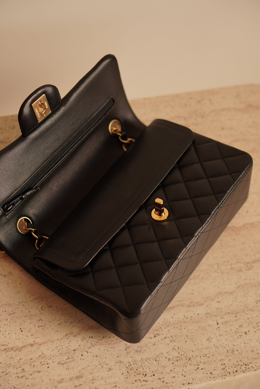 CHANEL CLASSIC SMALL DOUBLE FLAP | BLACK