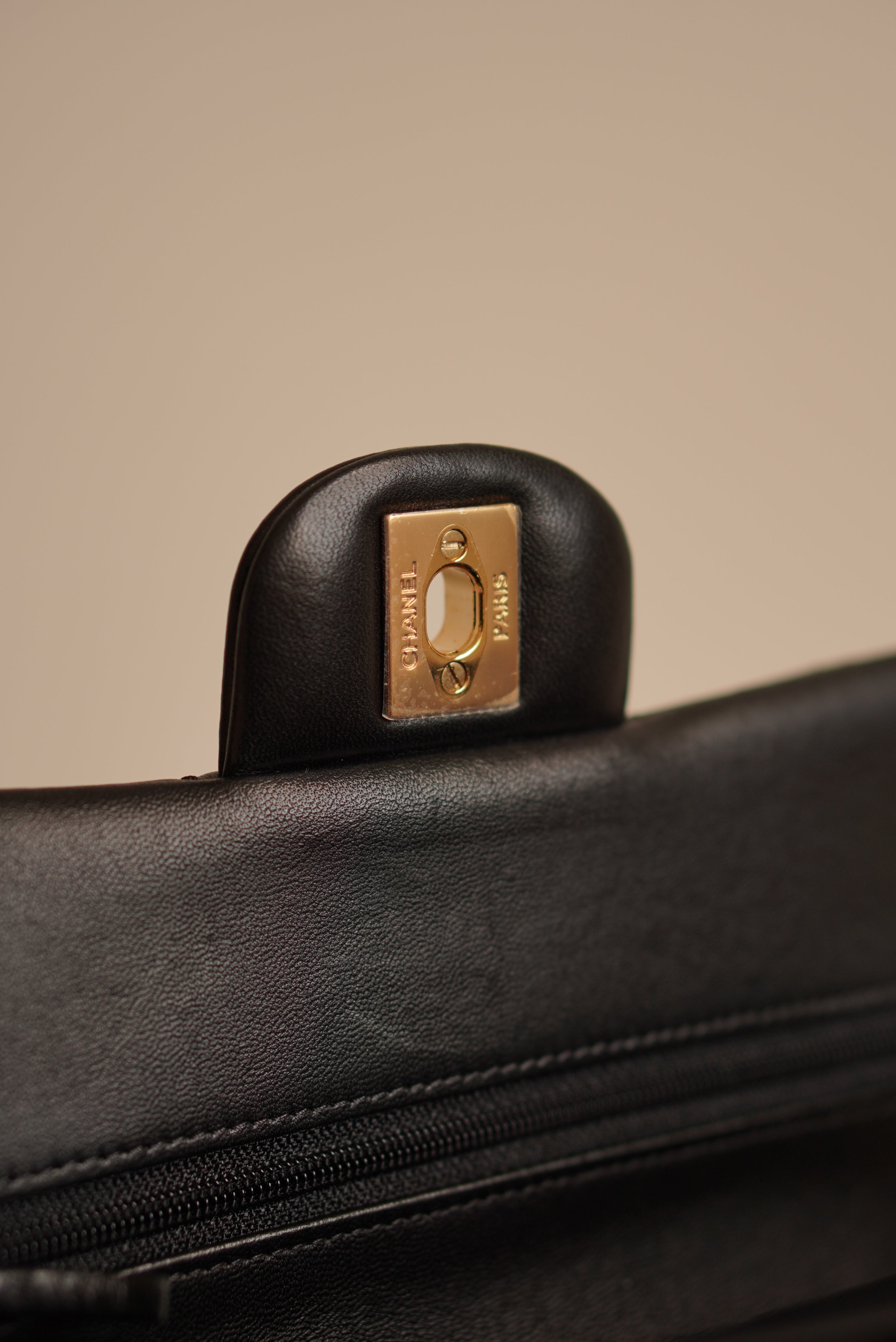 CHANEL CLASSIC SMALL DOUBLE FLAP | BLACK