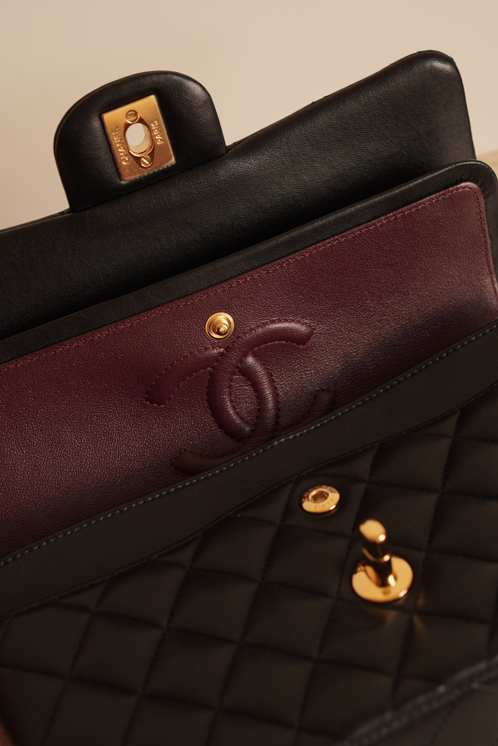CHANEL CLASSIC SMALL DOUBLE FLAP | BLACK