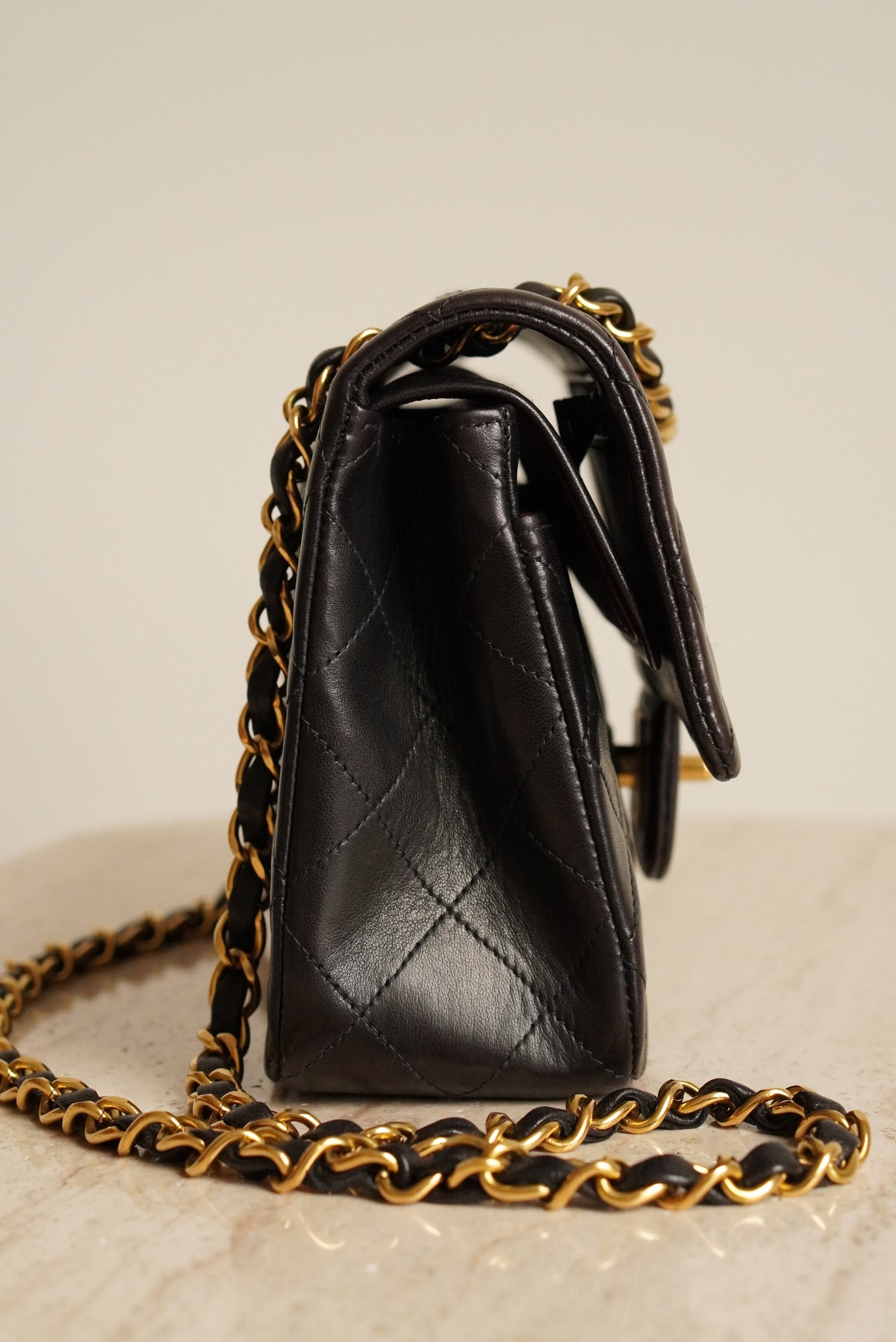 CHANEL CLASSIC SMALL DOUBLE FLAP | BLACK