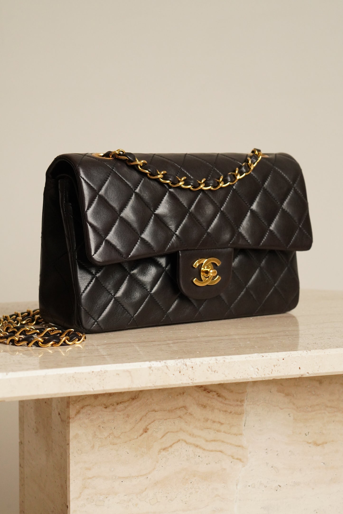 CHANEL CLASSIC SMALL DOUBLE FLAP | BLACK
