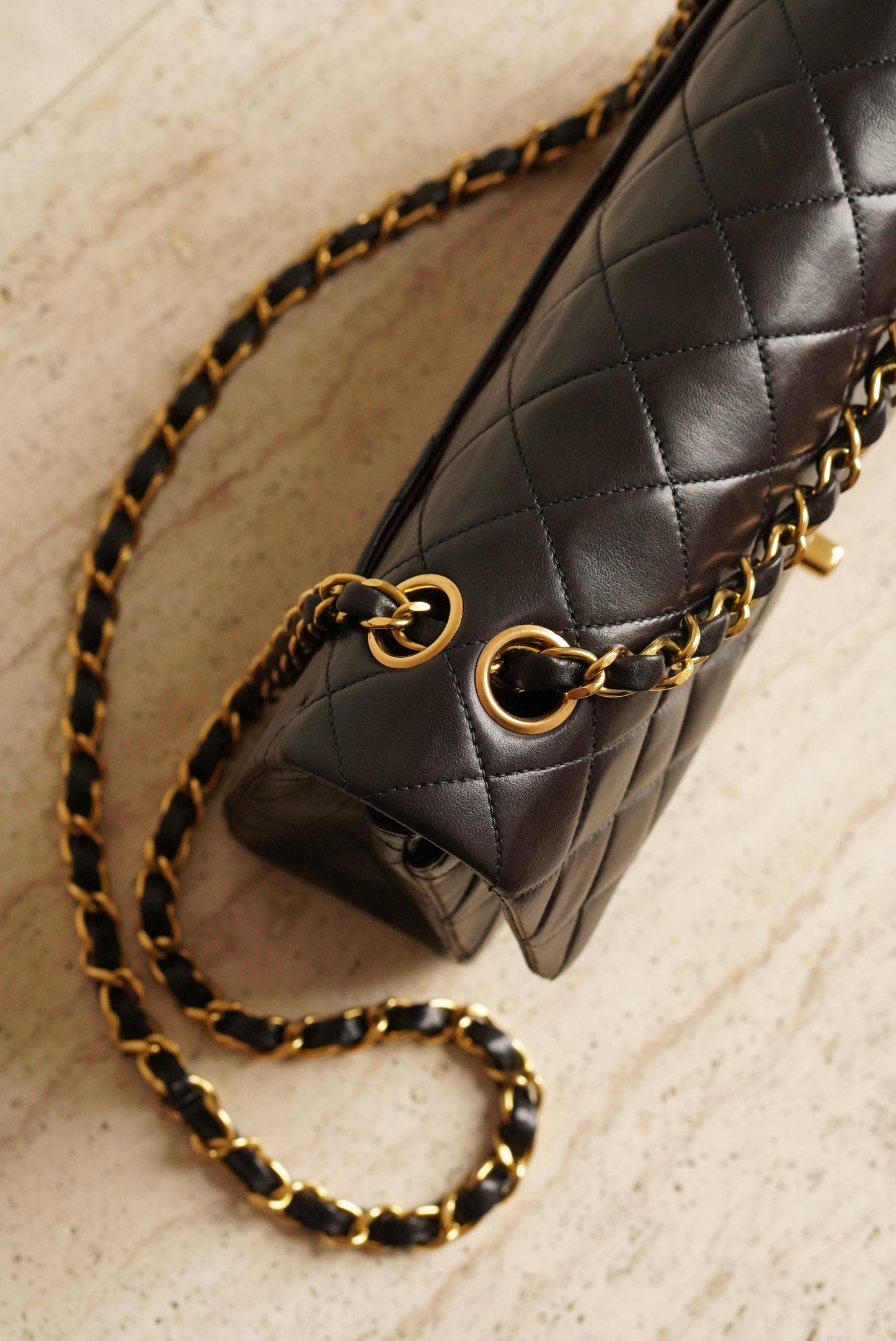 CHANEL CLASSIC SMALL DOUBLE FLAP | BLACK