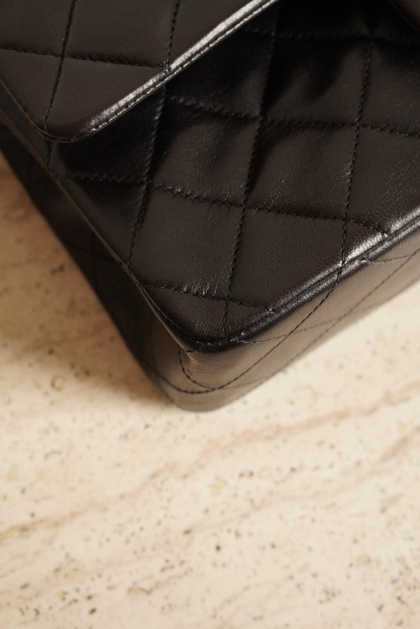 CHANEL CLASSIC SMALL DOUBLE FLAP | BLACK