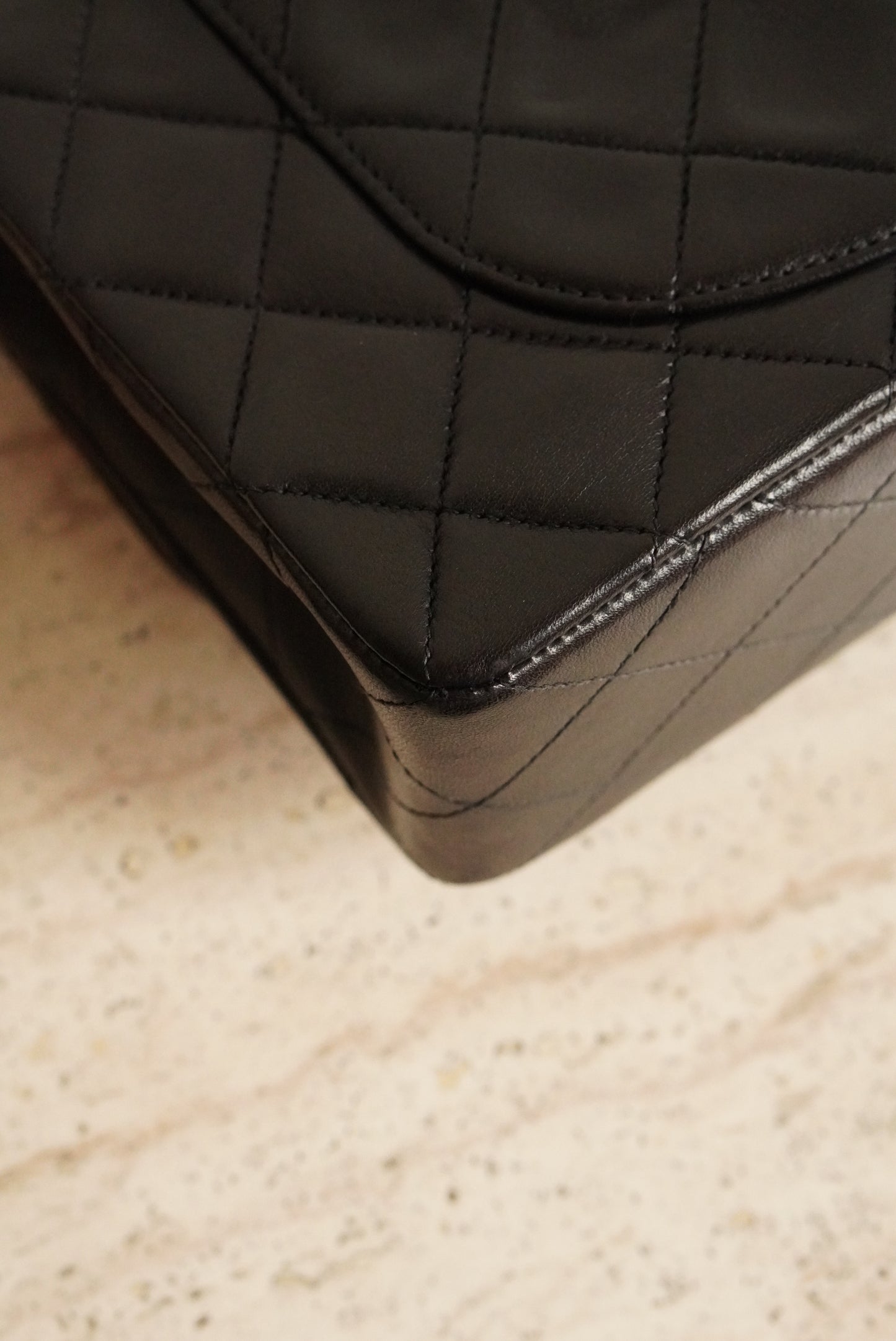 CHANEL CLASSIC SMALL DOUBLE FLAP | BLACK