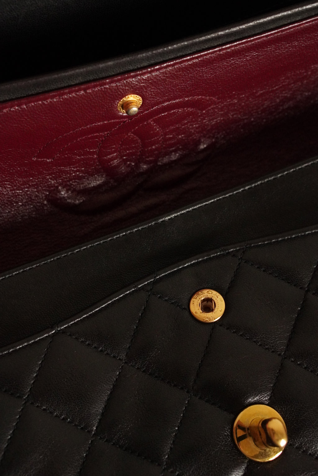 CHANEL CLASSIC SMALL DOUBLE FLAP | BLACK