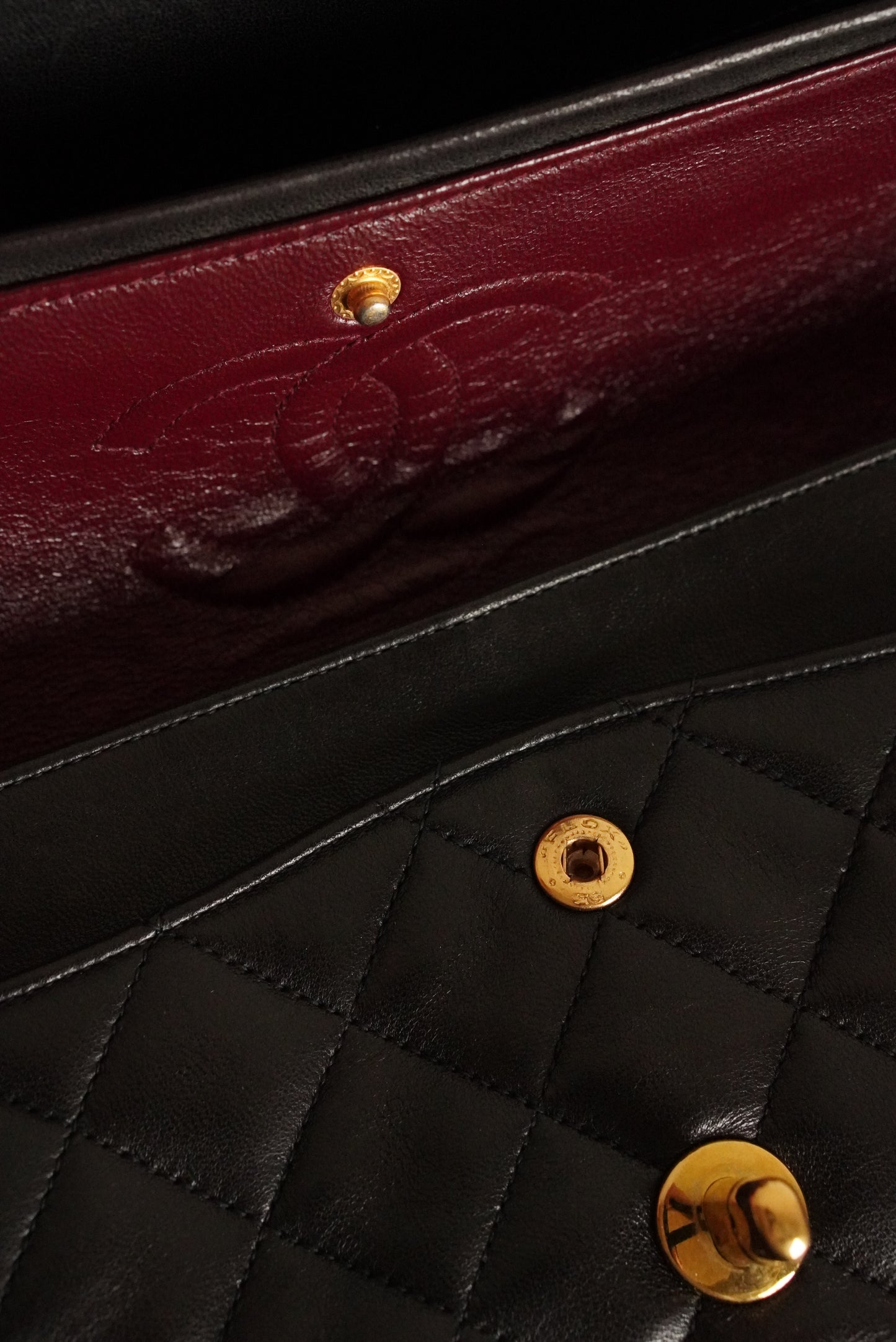 CHANEL CLASSIC SMALL DOUBLE FLAP | BLACK