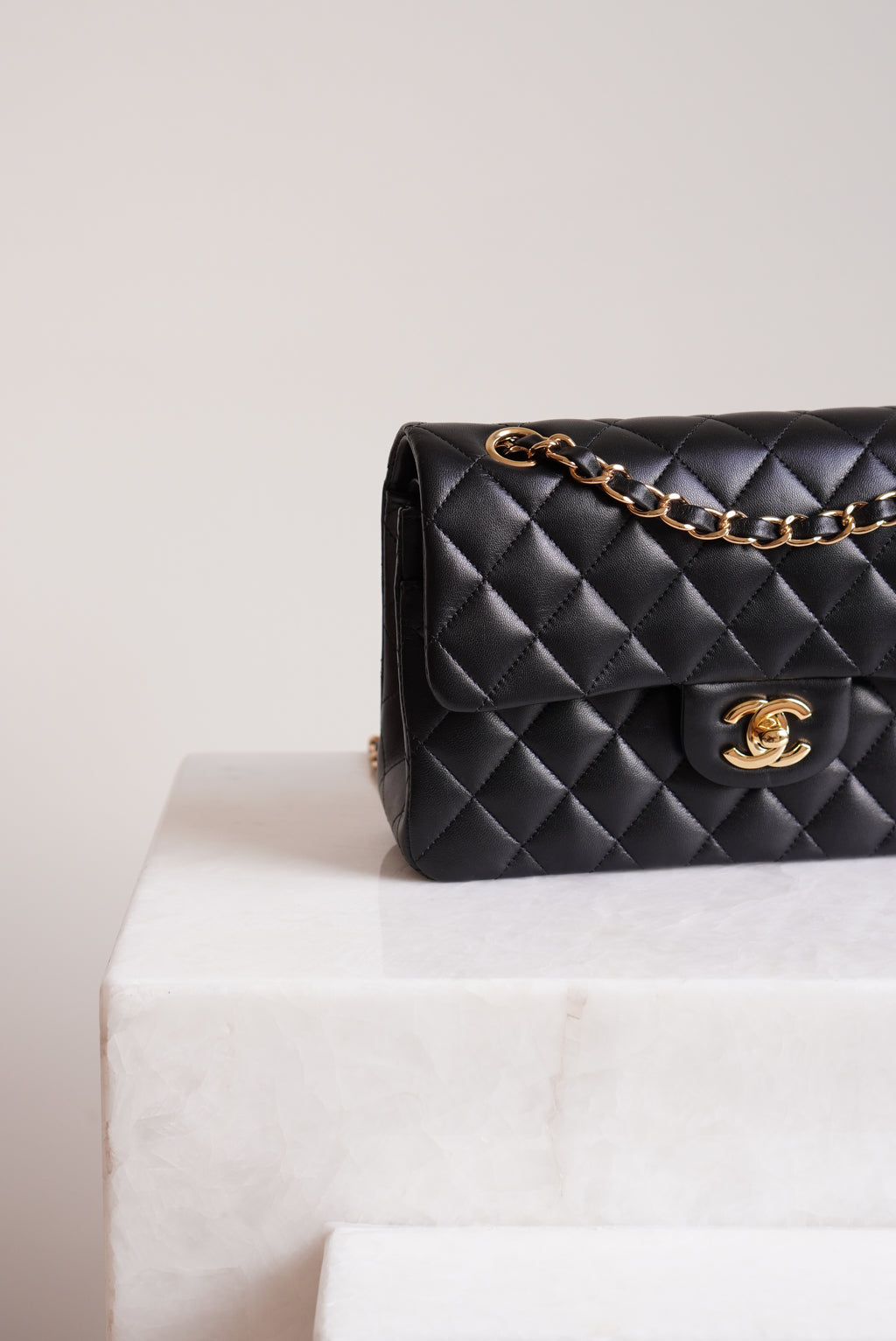 CHANEL CLASSIC SMALL DOUBLE FLAP | BLACK