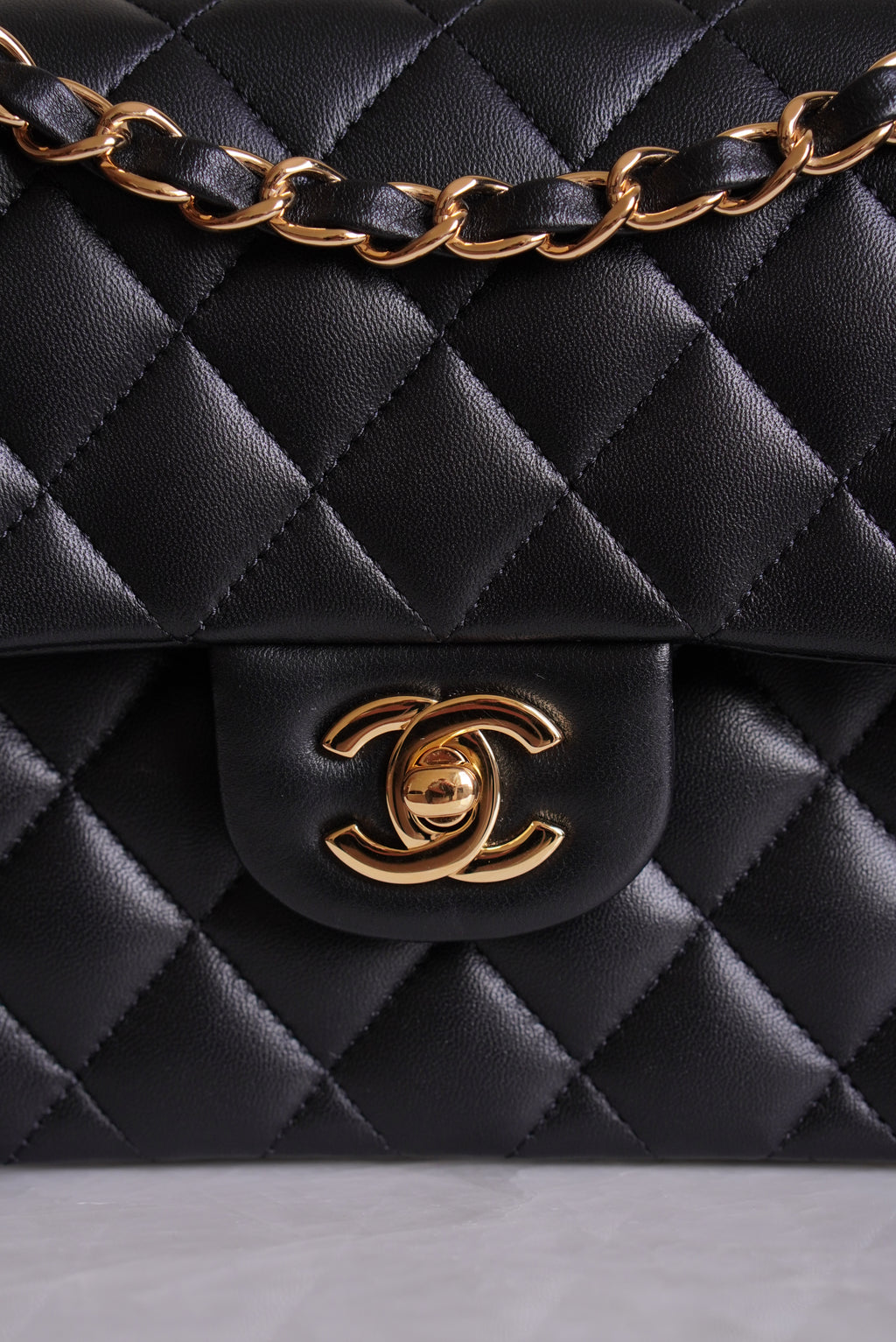 CHANEL CLASSIC SMALL DOUBLE FLAP | BLACK