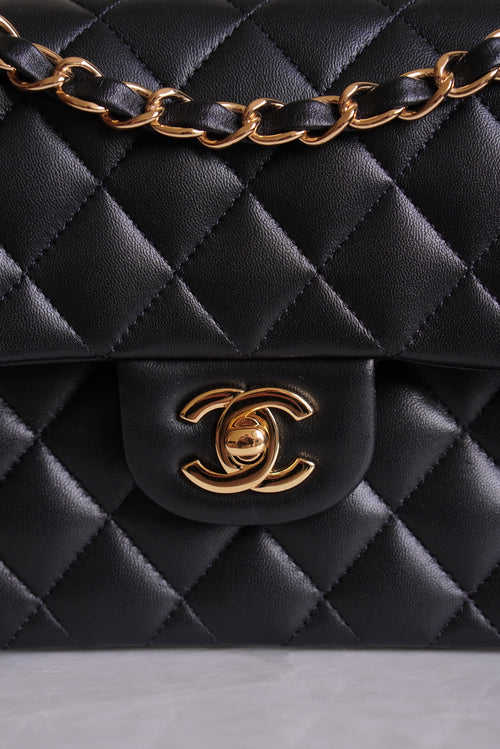CHANEL CLASSIC SMALL DOUBLE FLAP | BLACK