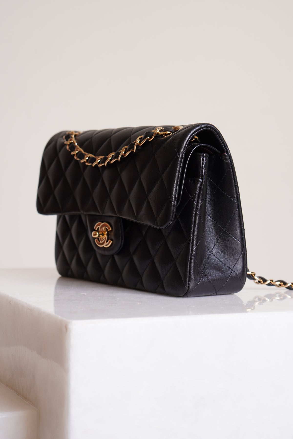 CHANEL CLASSIC SMALL DOUBLE FLAP | BLACK