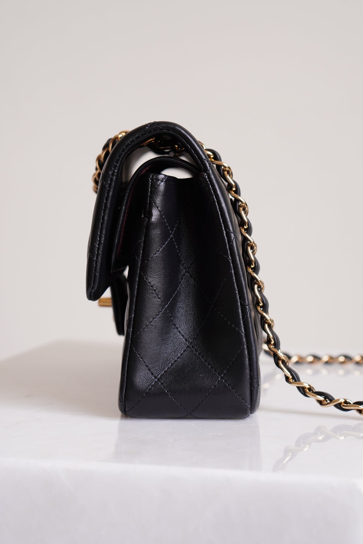 CHANEL CLASSIC SMALL DOUBLE FLAP | BLACK