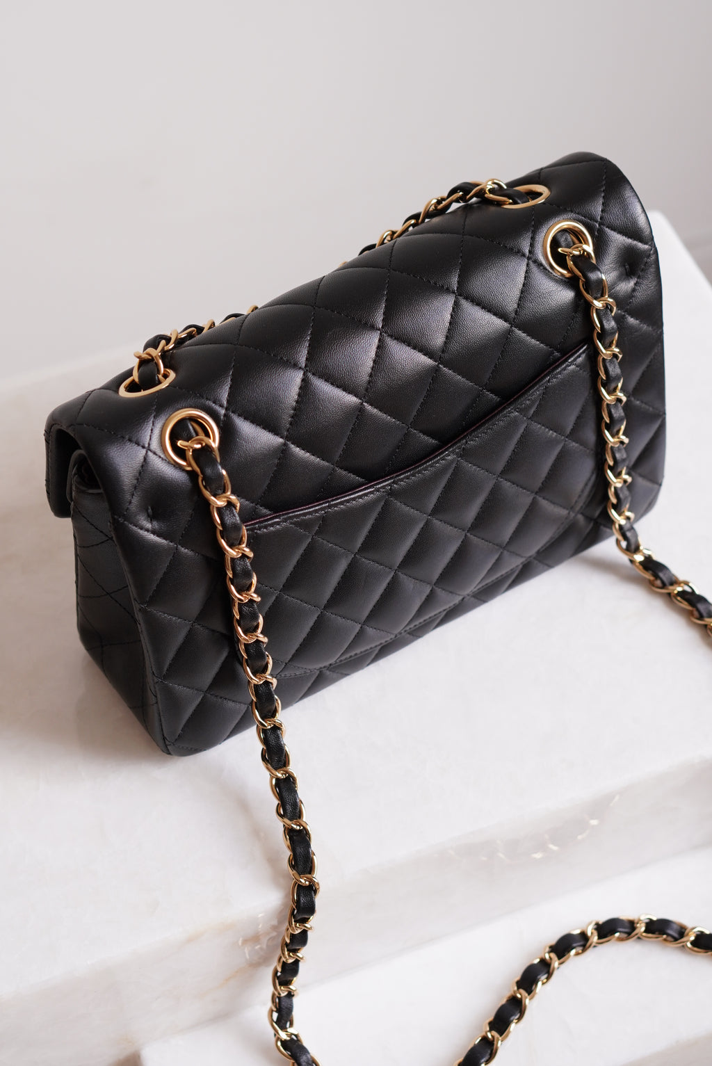 CHANEL CLASSIC SMALL DOUBLE FLAP | BLACK