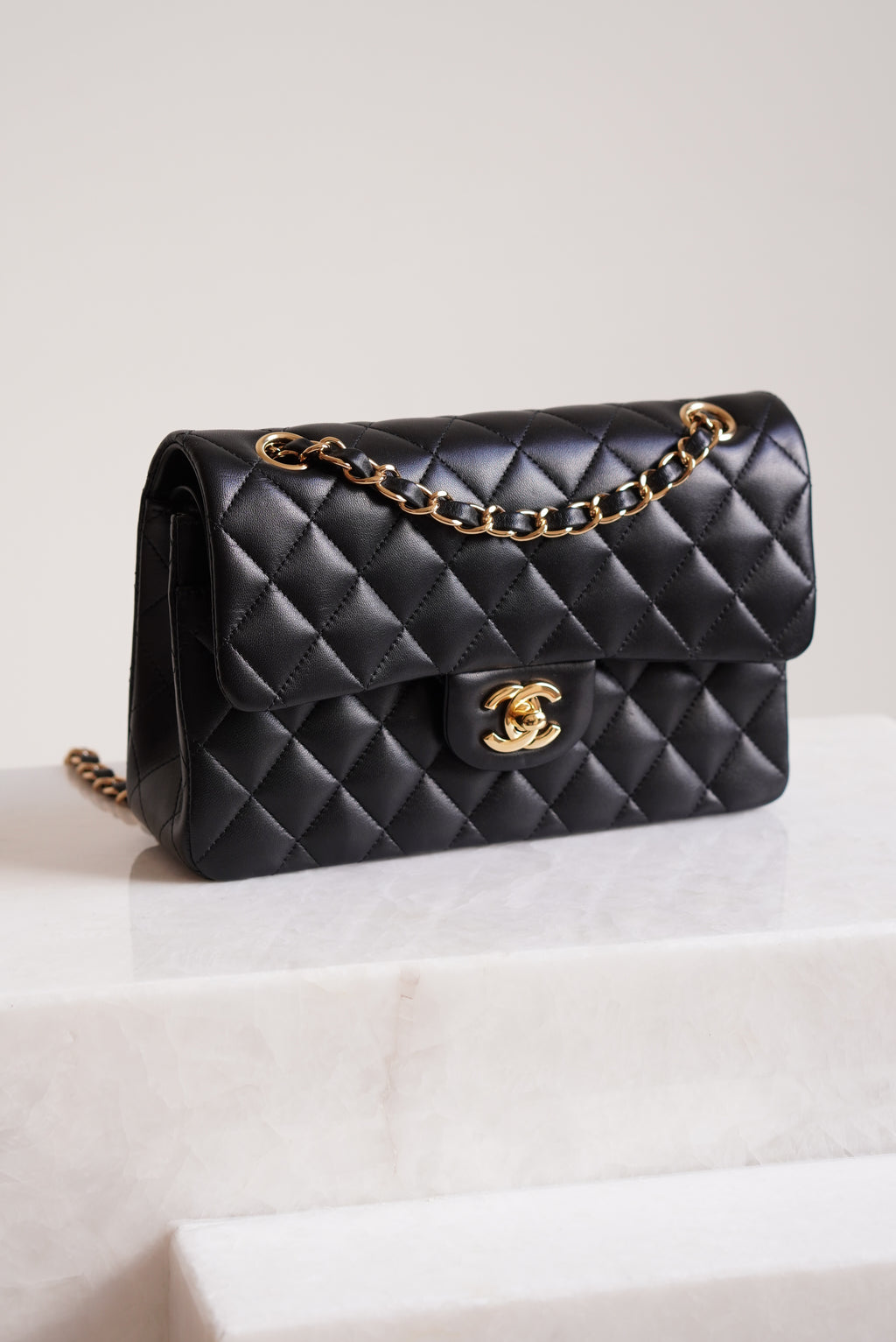 CHANEL CLASSIC SMALL DOUBLE FLAP | BLACK