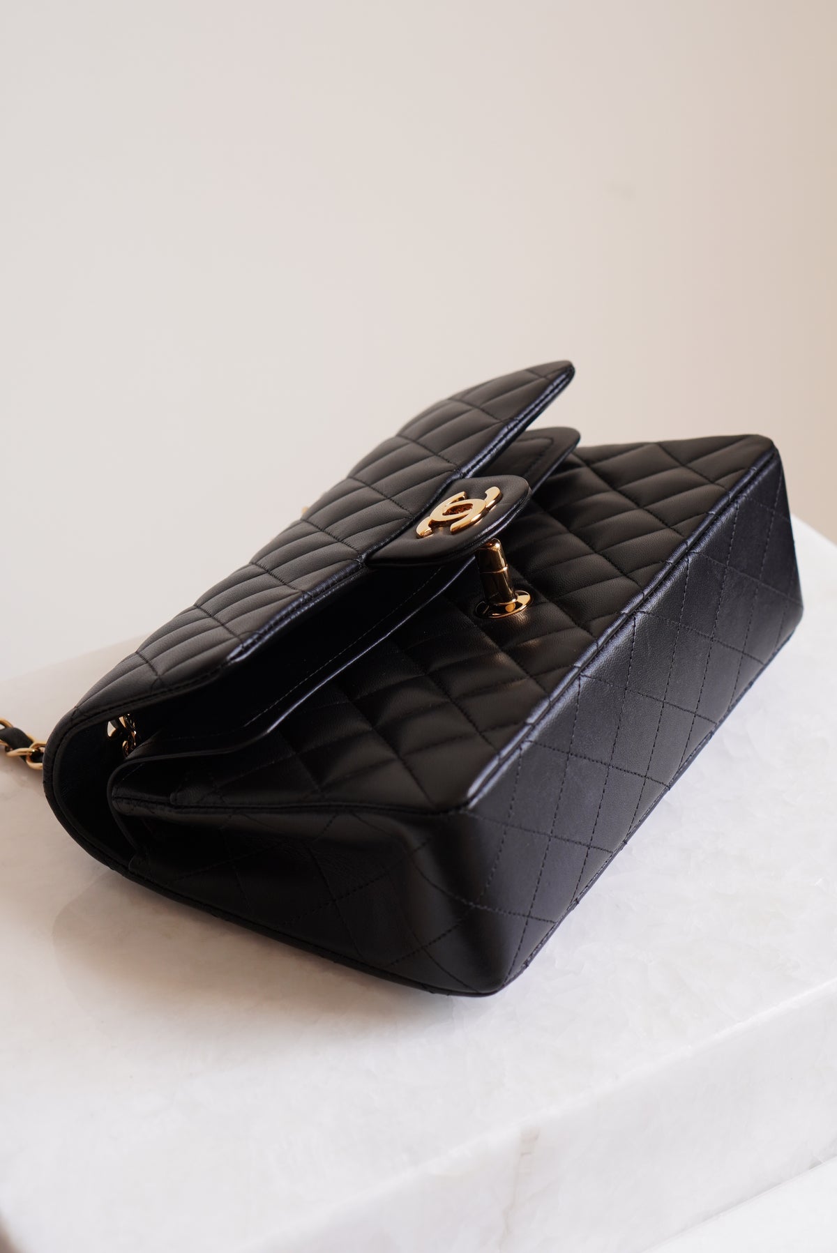 CHANEL CLASSIC SMALL DOUBLE FLAP | BLACK