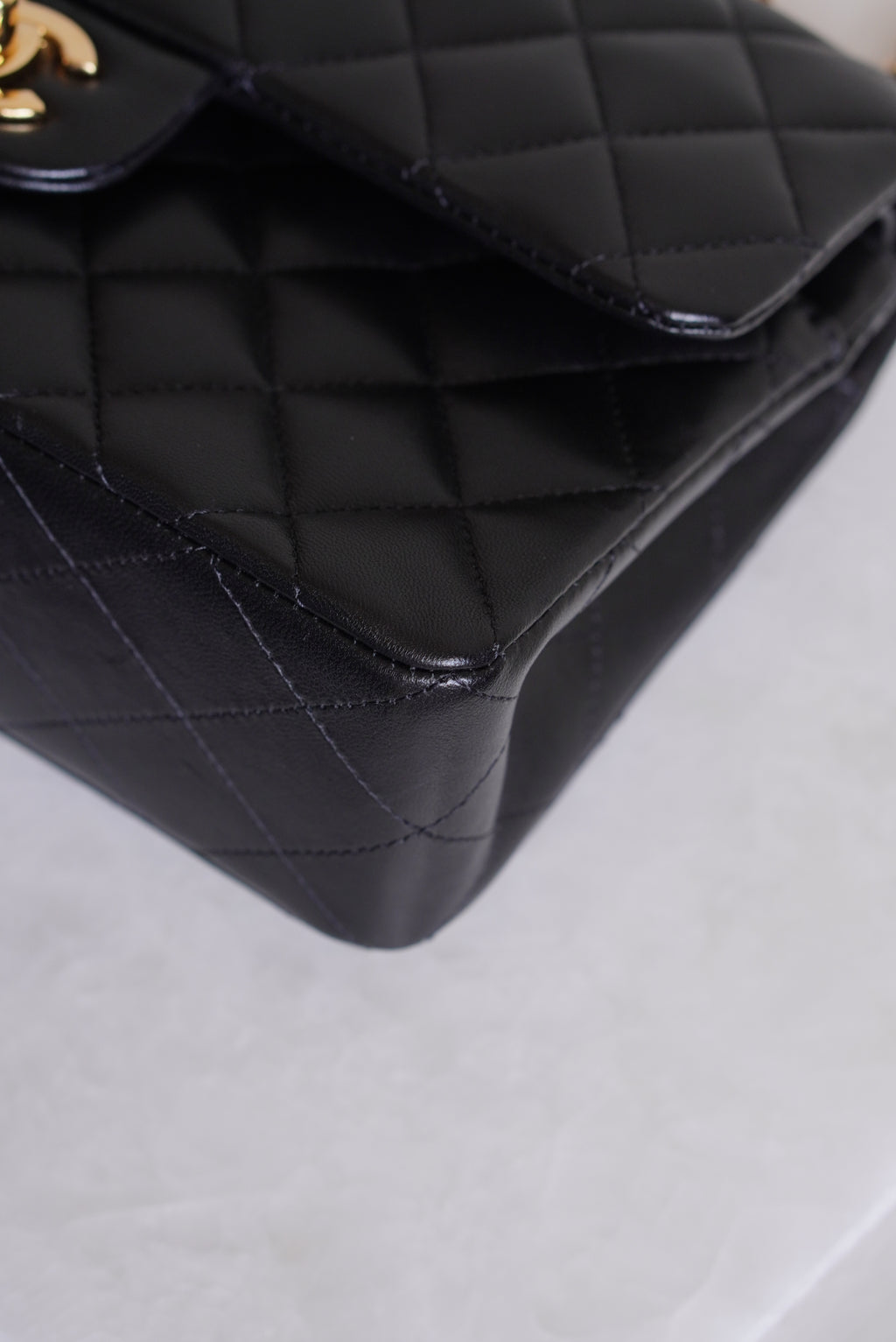 CHANEL CLASSIC SMALL DOUBLE FLAP | BLACK