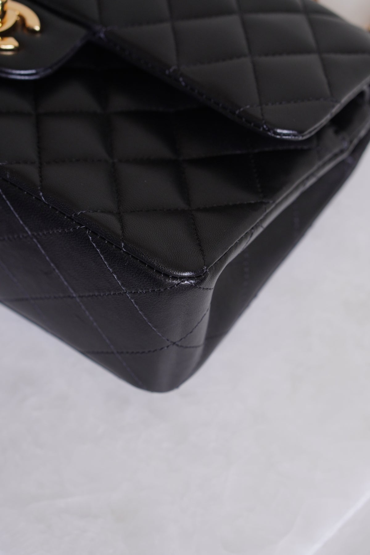CHANEL CLASSIC SMALL DOUBLE FLAP | BLACK