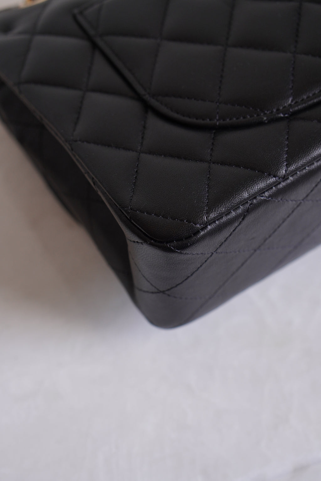CHANEL CLASSIC SMALL DOUBLE FLAP | BLACK