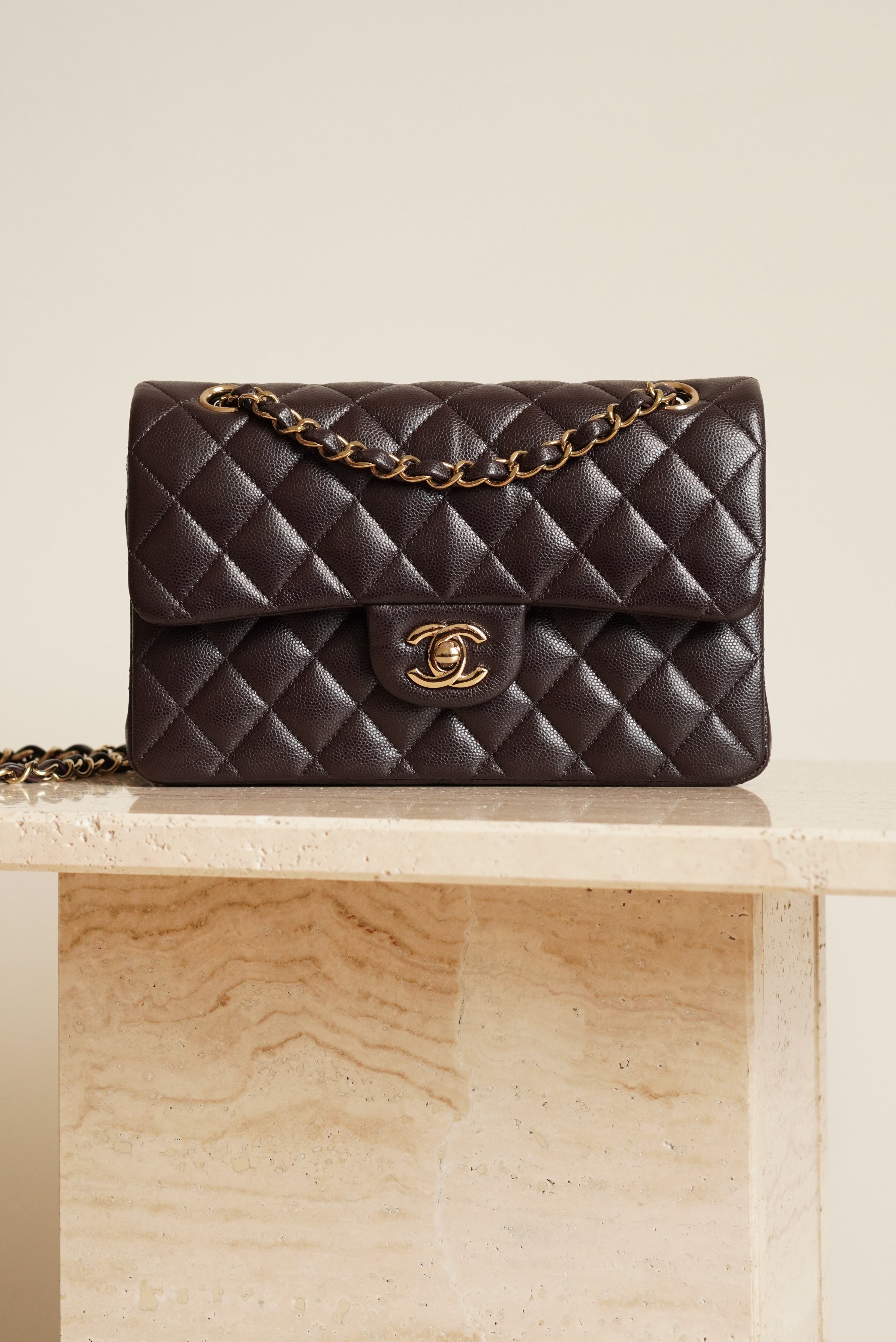 CHANEL CLASSIC 22K SMALL DOUBLE FLAP | DARK BROWN