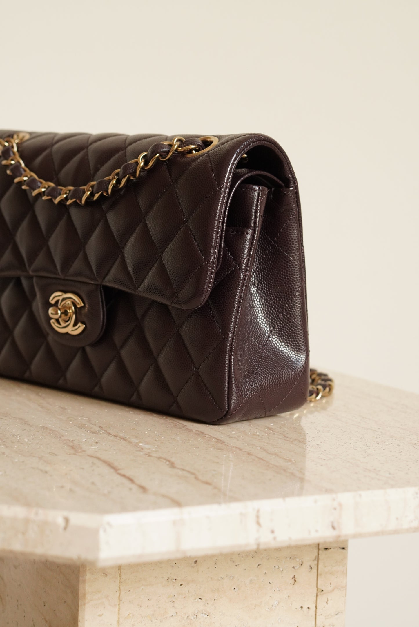 CHANEL CLASSIC 22K SMALL DOUBLE FLAP | DARK BROWN