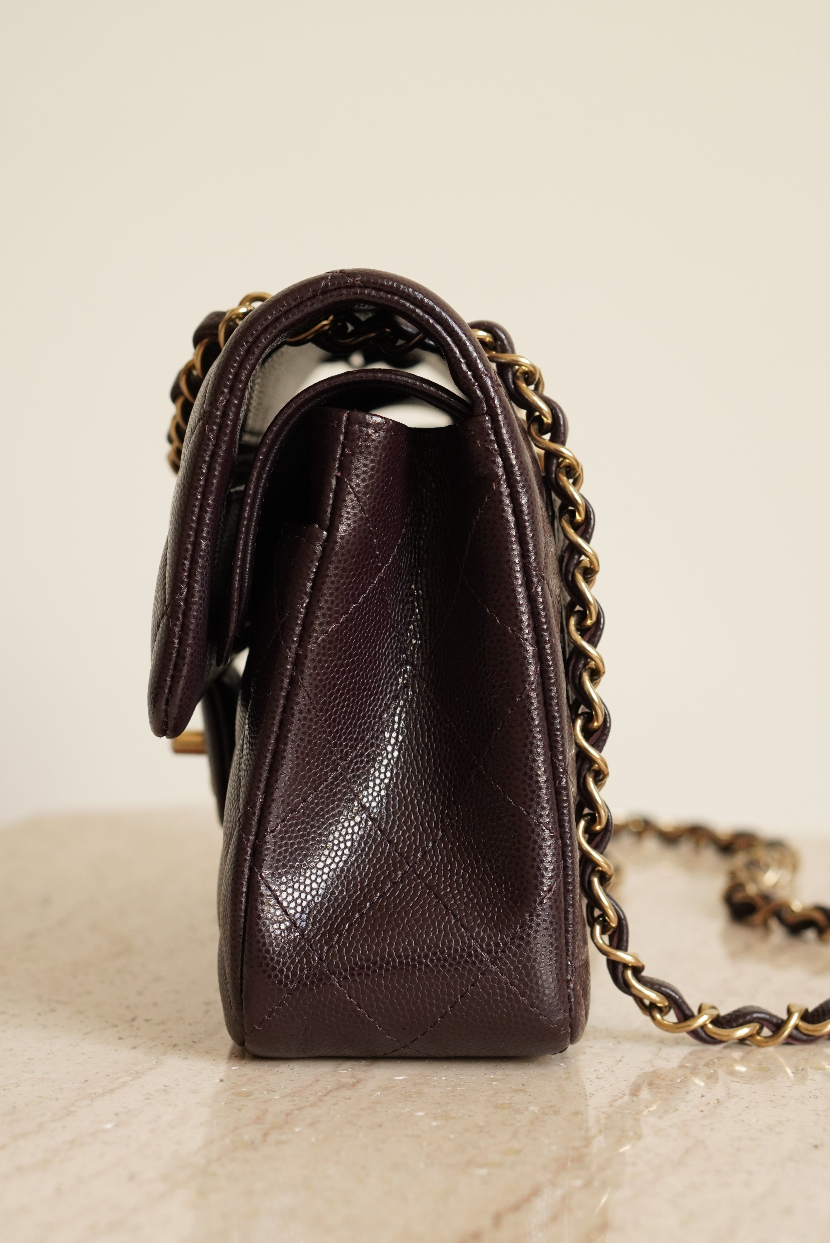 CHANEL CLASSIC 22K SMALL DOUBLE FLAP | DARK BROWN