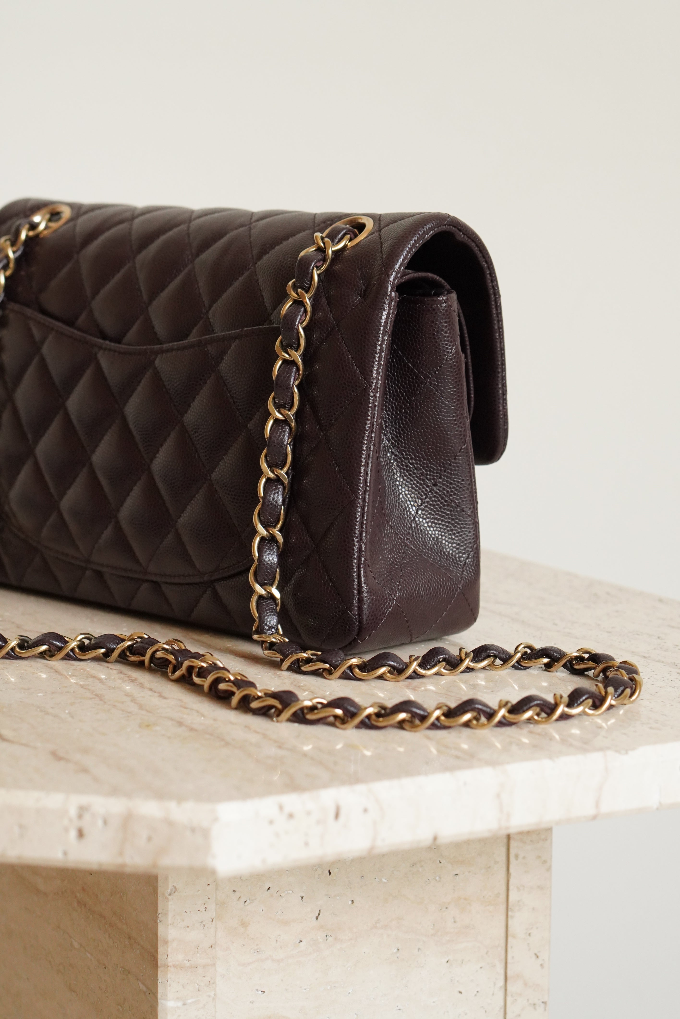 CHANEL CLASSIC 22K SMALL DOUBLE FLAP | DARK BROWN