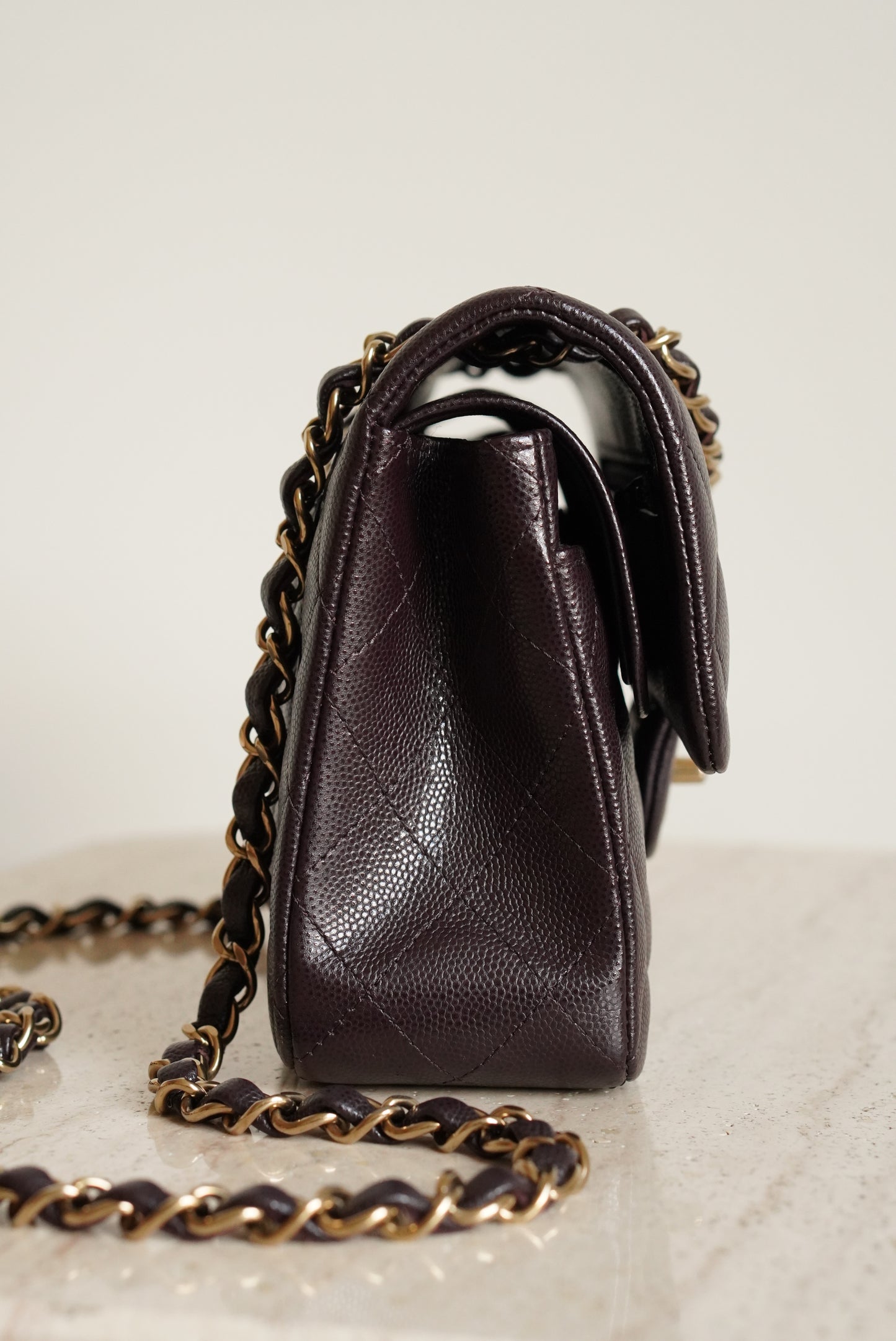 CHANEL CLASSIC 22K SMALL DOUBLE FLAP | DARK BROWN
