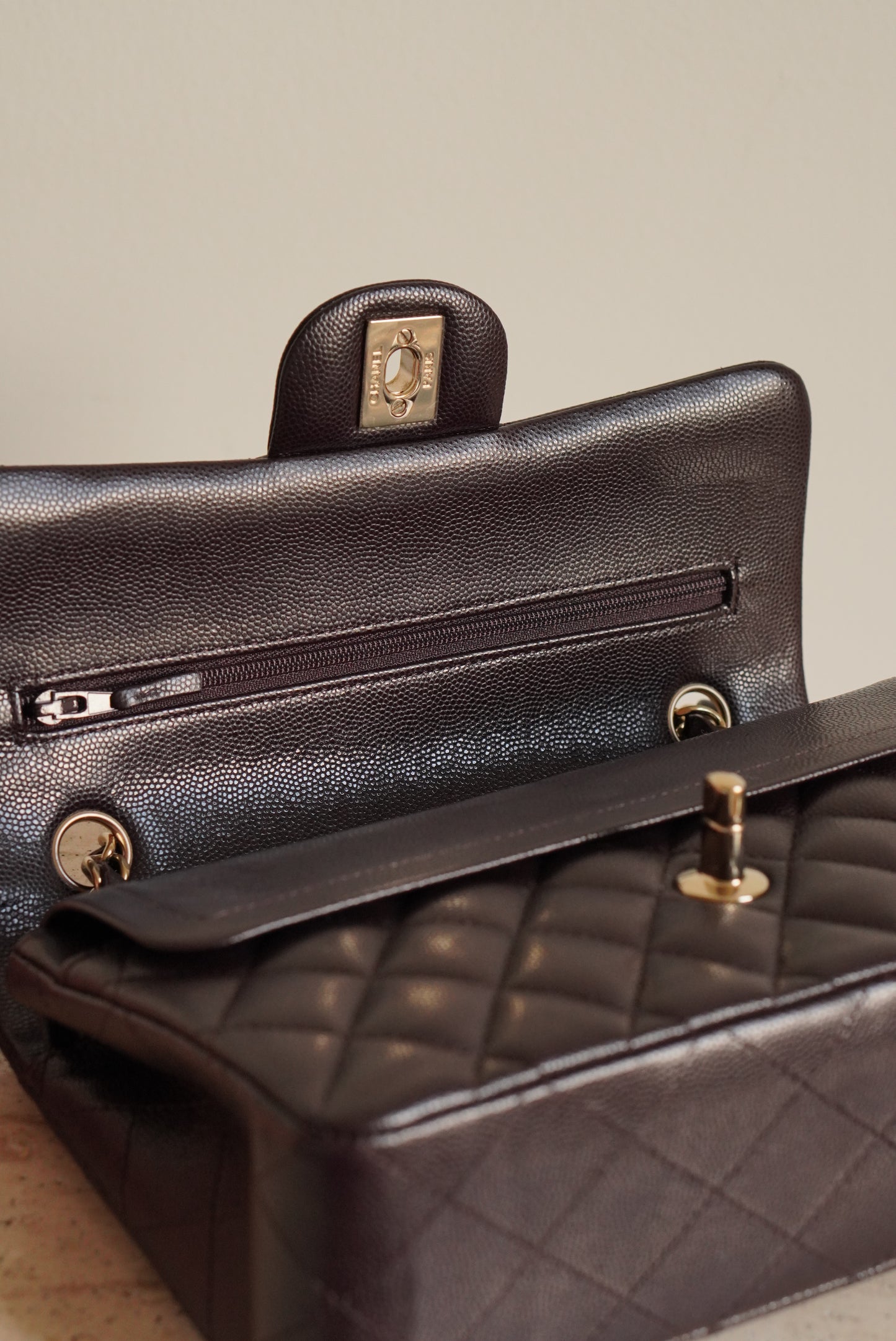 CHANEL CLASSIC 22K SMALL DOUBLE FLAP | DARK BROWN