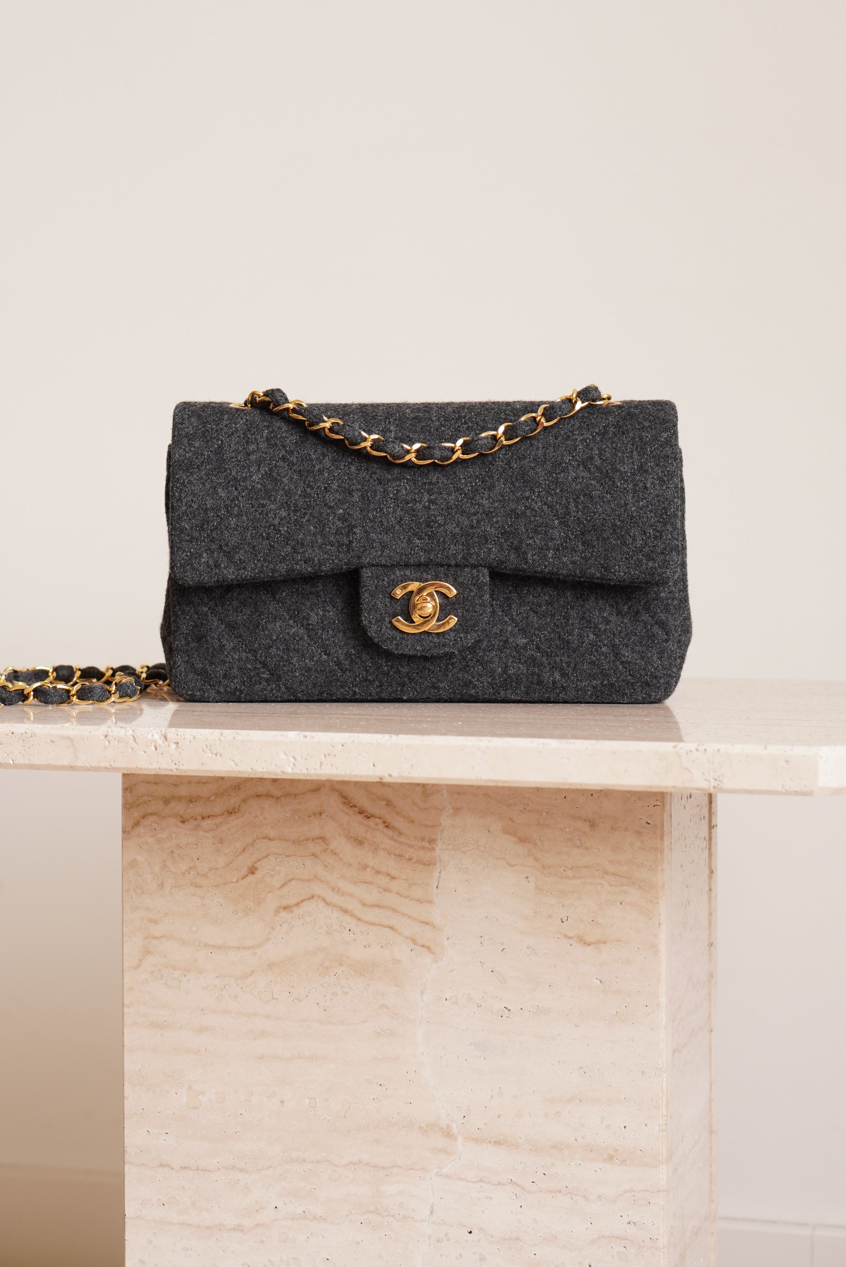 CHANEL CLASSIC SMALL DOUBLE FLAP | GREY