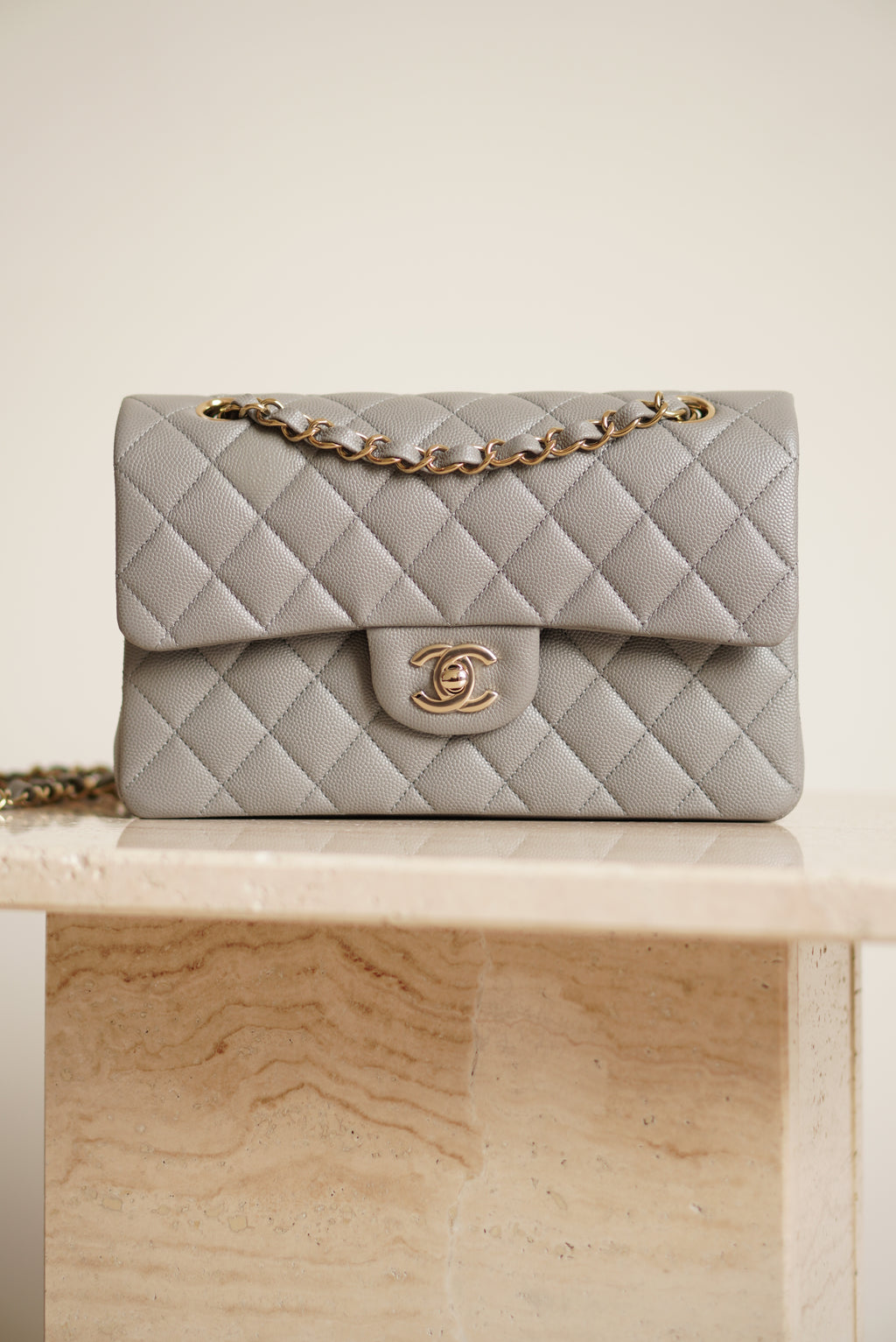 CHANEL CLASSIC 22B SMALL DOUBLE FLAP | GREY