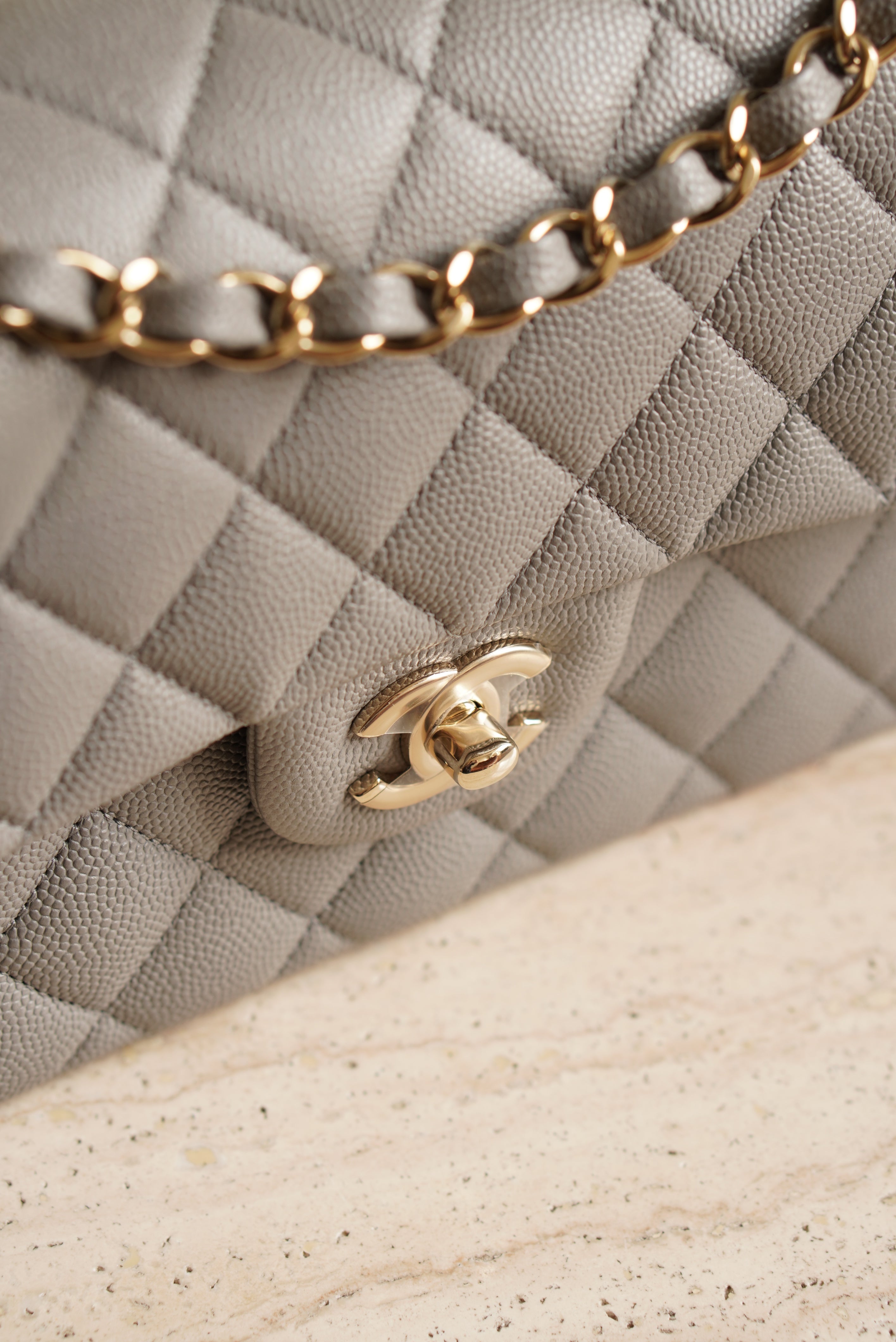 CHANEL CLASSIC 22B SMALL DOUBLE FLAP | GREY