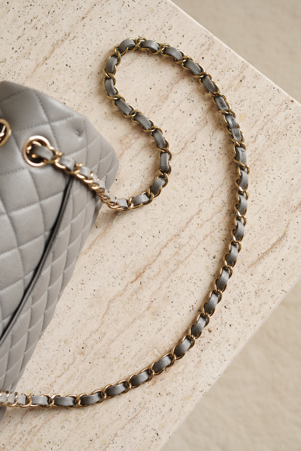 CHANEL CLASSIC 22B SMALL DOUBLE FLAP | GREY