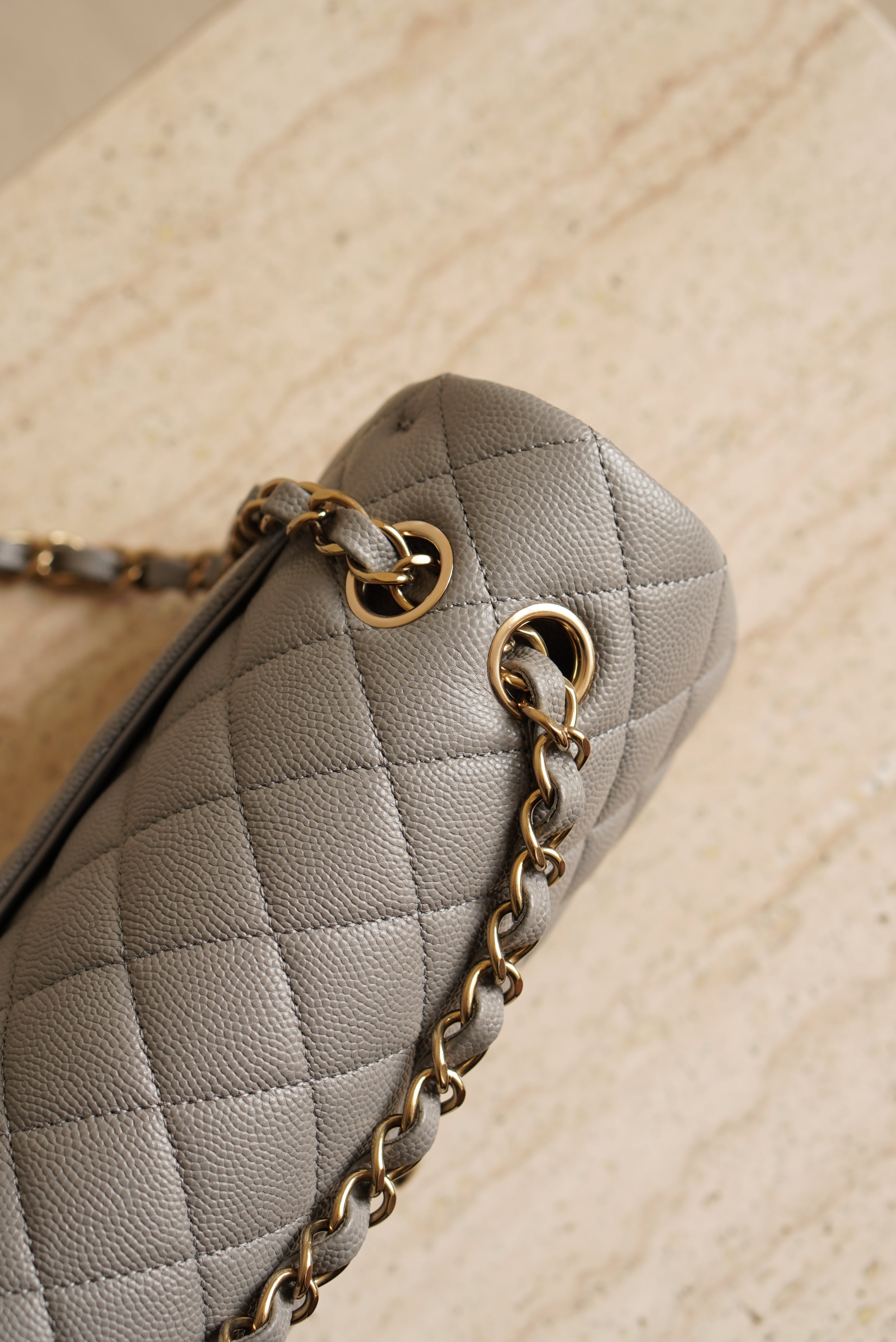 CHANEL CLASSIC 22B SMALL DOUBLE FLAP | GREY