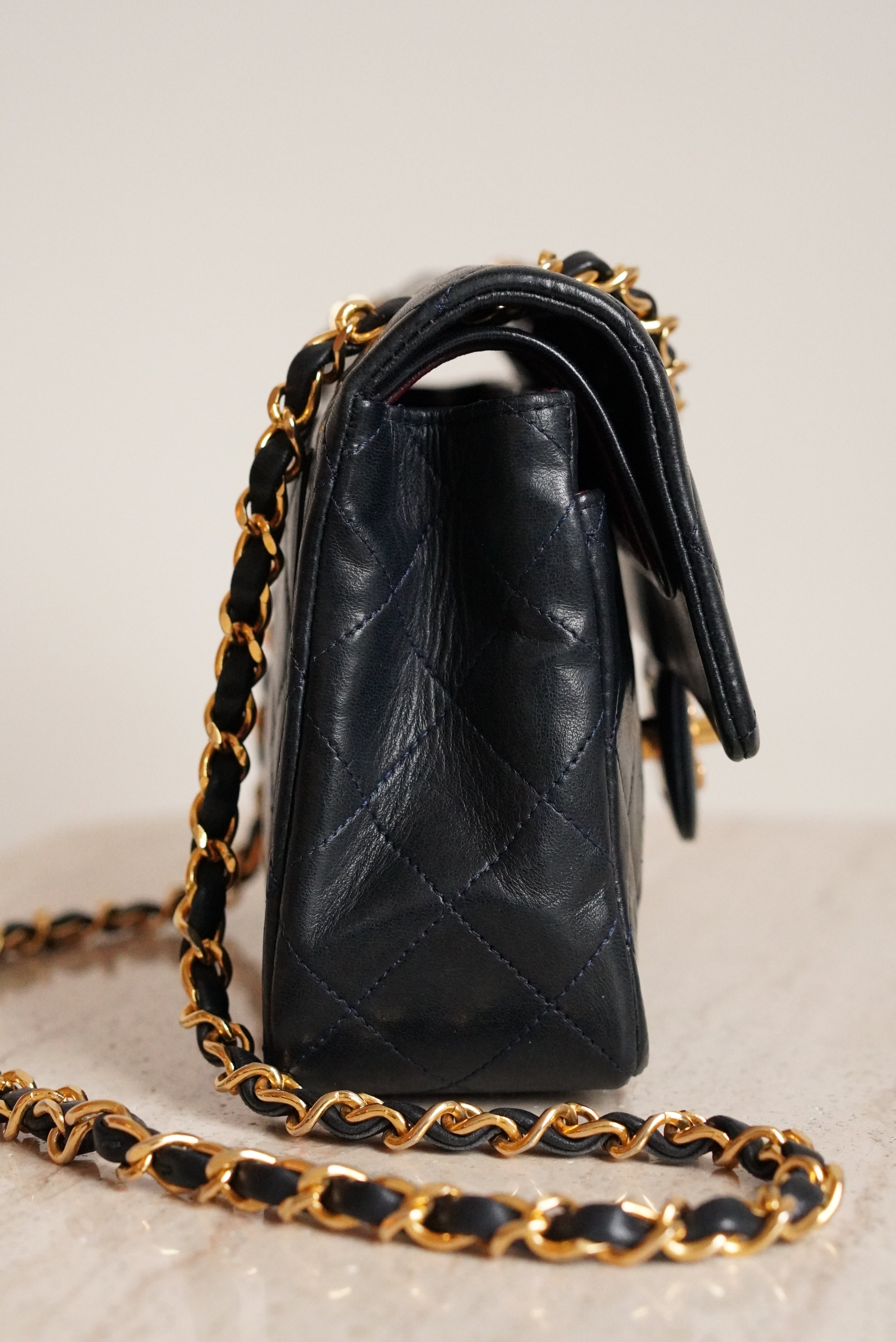 CHANEL CLASSIC SMALL DOUBLE FLAP | NAVY BLUE