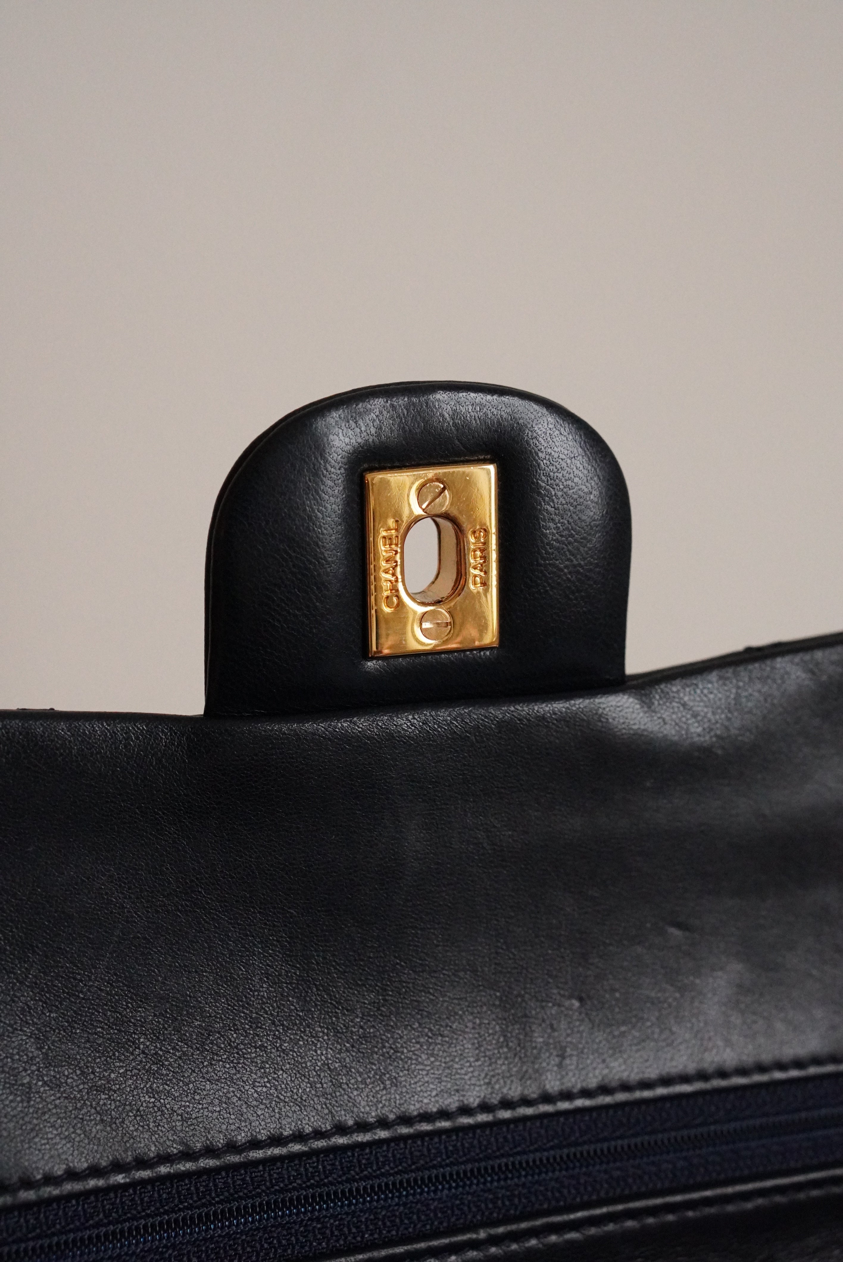 CHANEL CLASSIC SMALL DOUBLE FLAP | NAVY BLUE