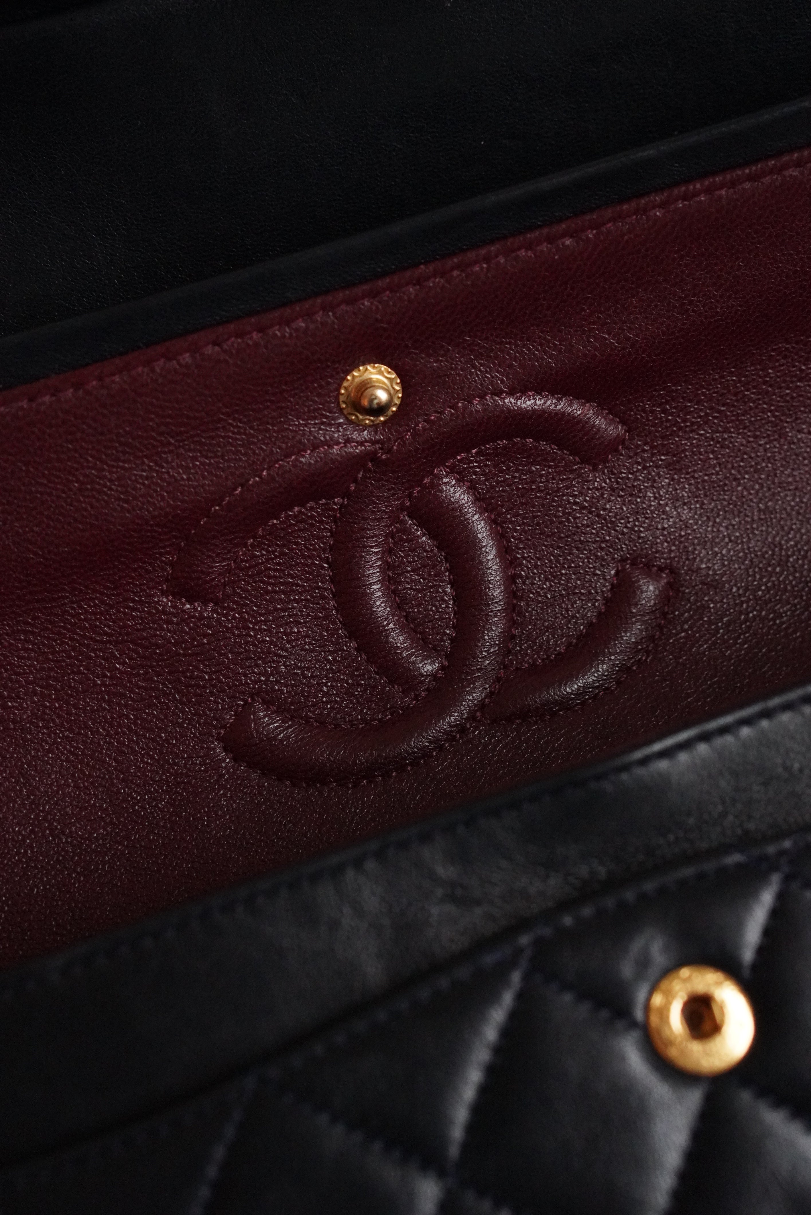 CHANEL CLASSIC SMALL DOUBLE FLAP | NAVY BLUE